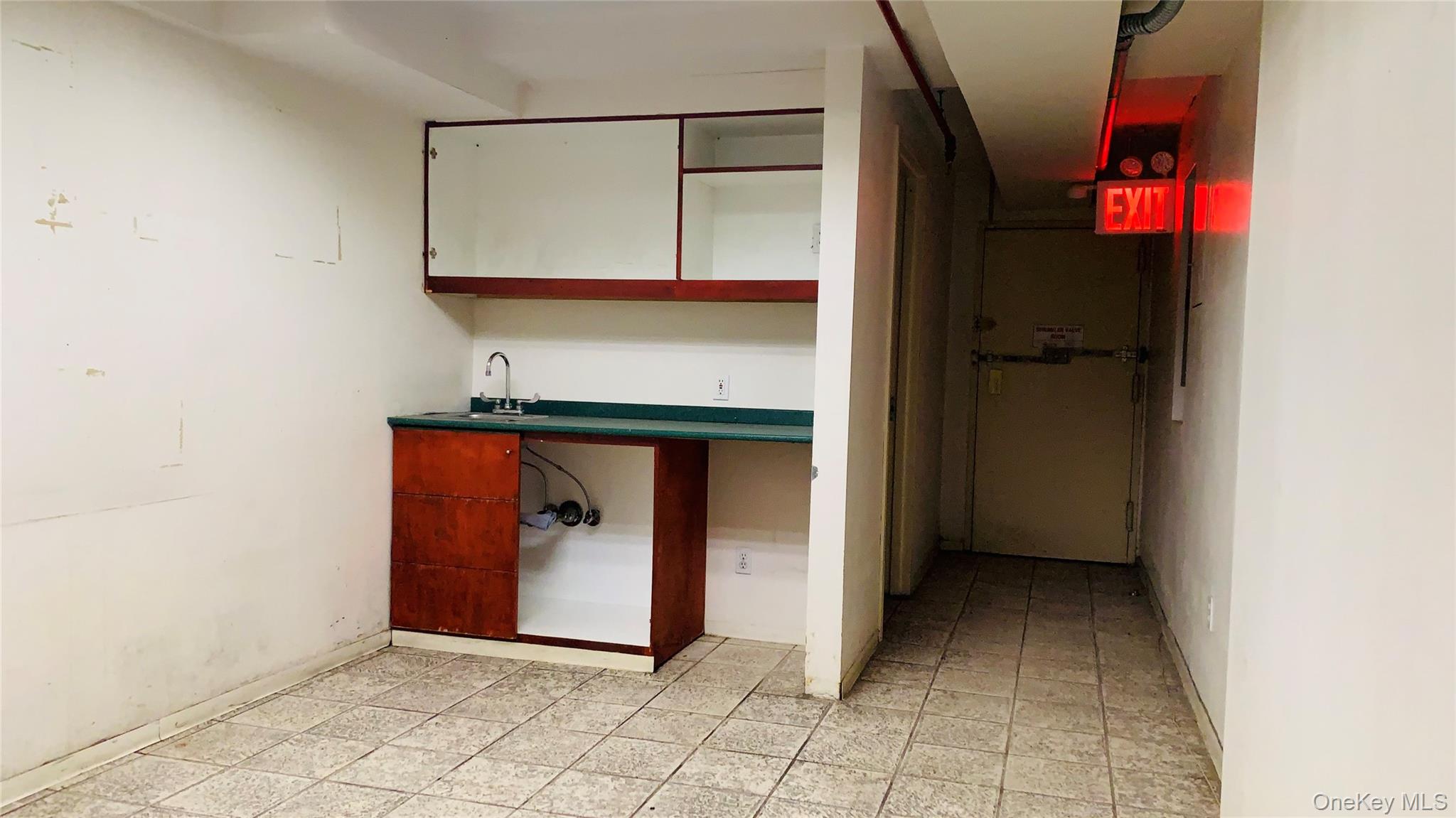 13681 Roosevelt Avenue Flushing Flushing, NY 11354