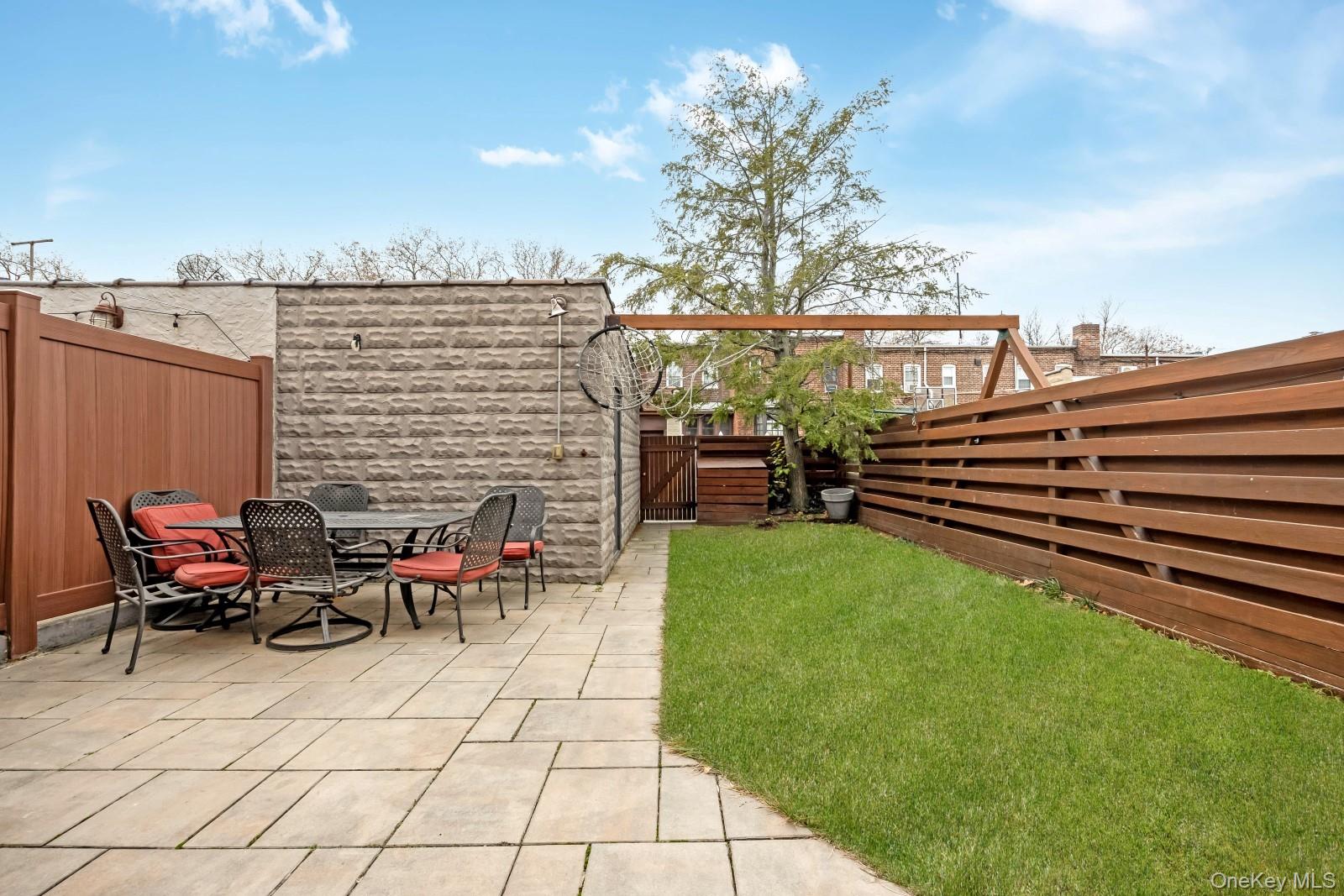 64-68 83rd Place Middle Village Middle Village, NY 11379