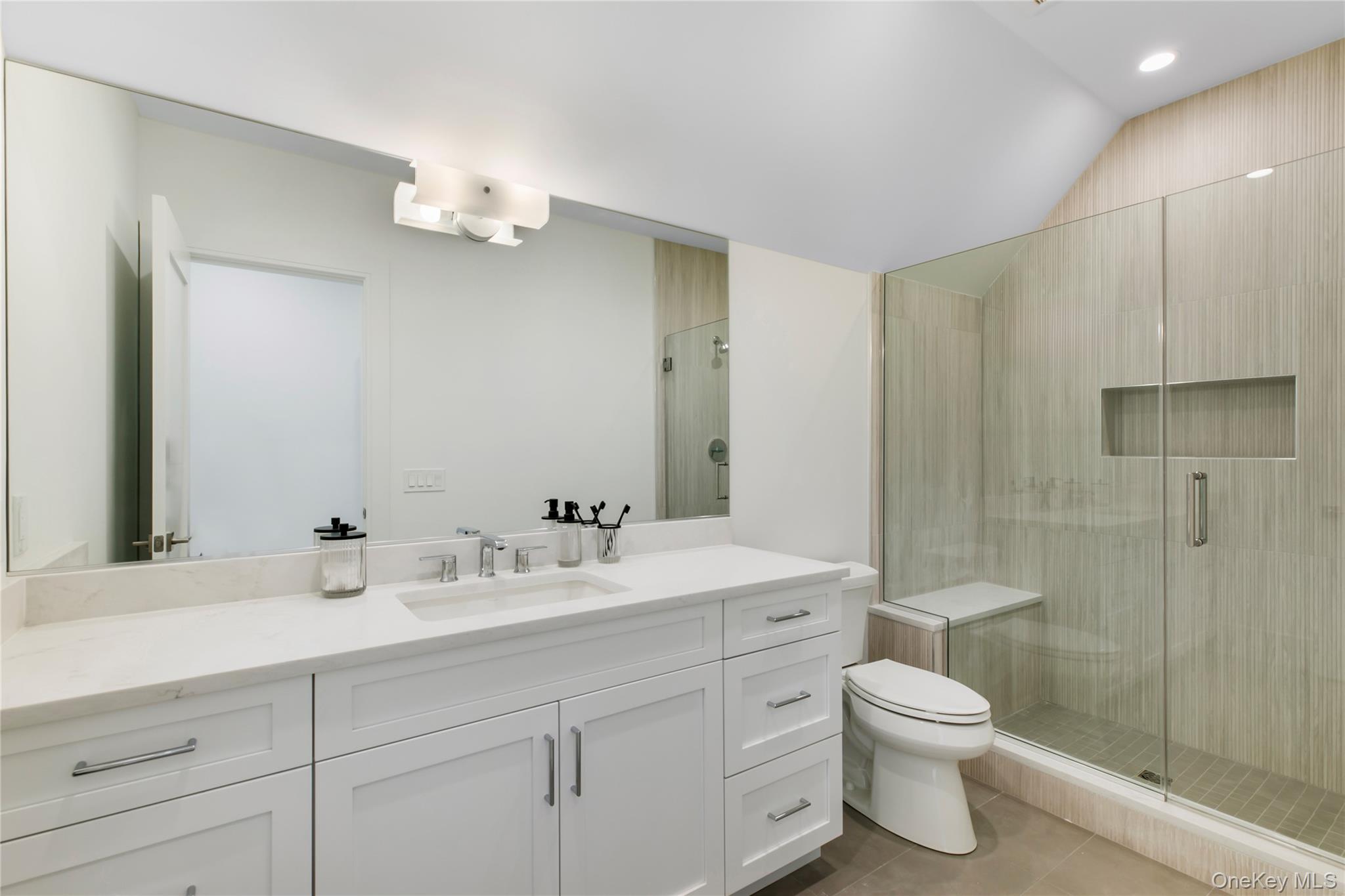 17 Happy Lane Westhampton Beach Westhampton Beach, NY 11978