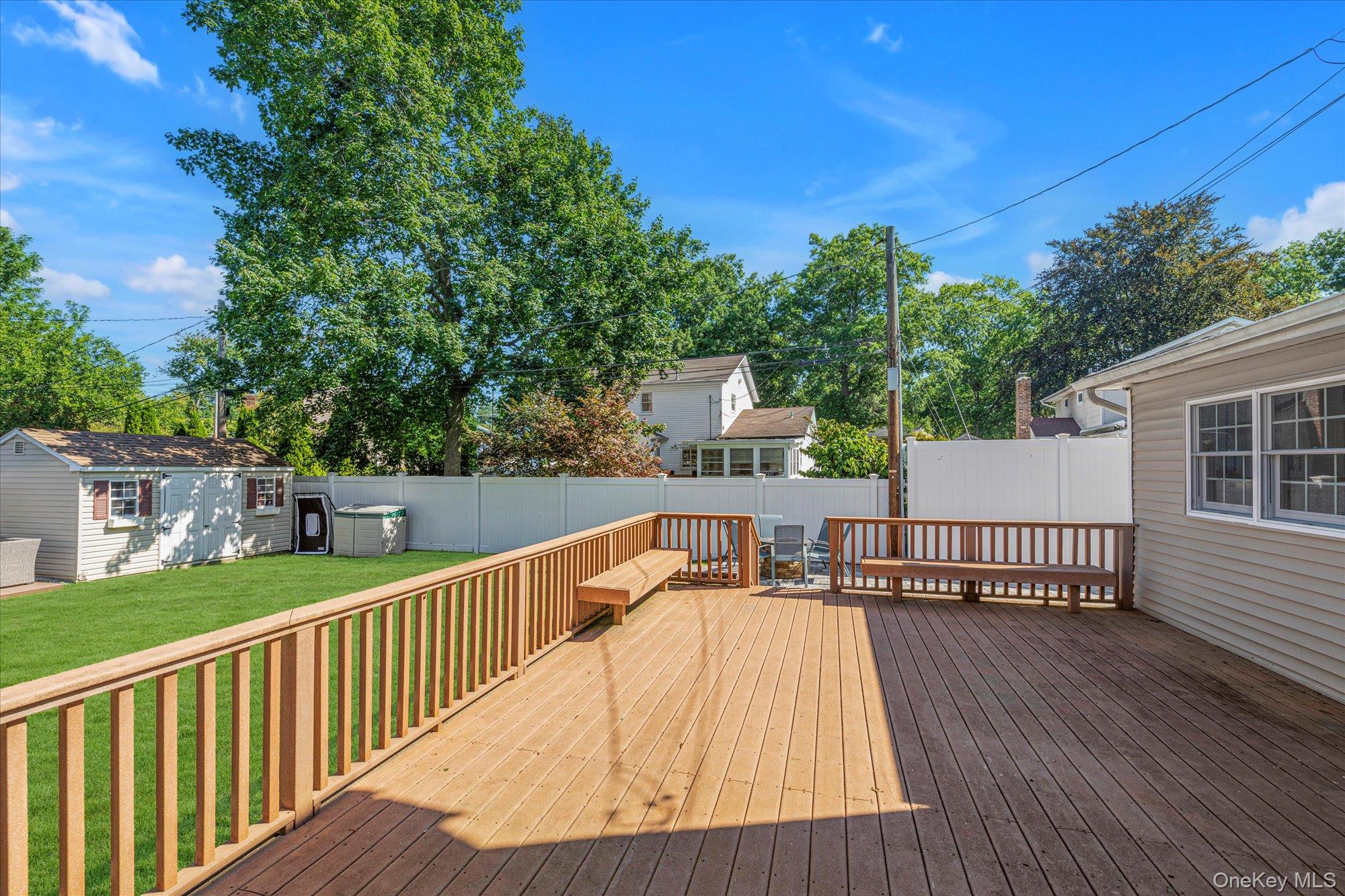 702 10th Avenue East Northport, NY 11731