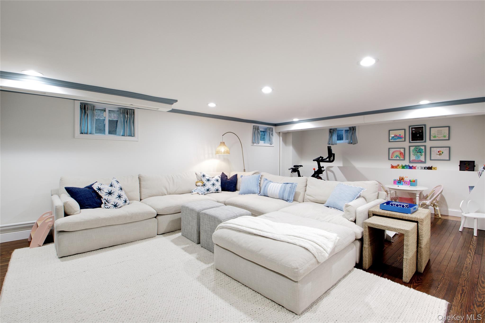 173 Brixton Road Garden City Garden City, NY 11530