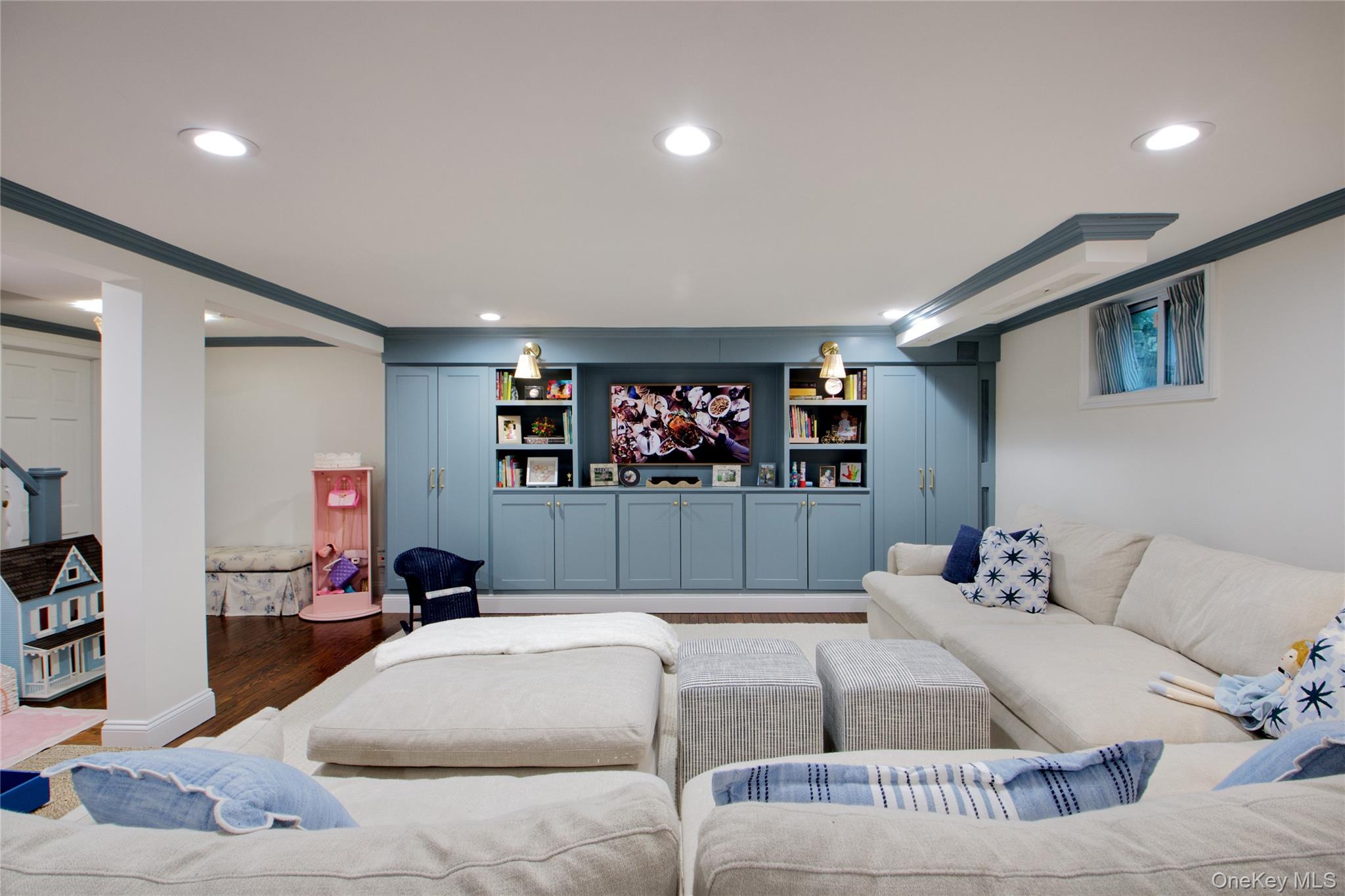 173 Brixton Road Garden City Garden City, NY 11530