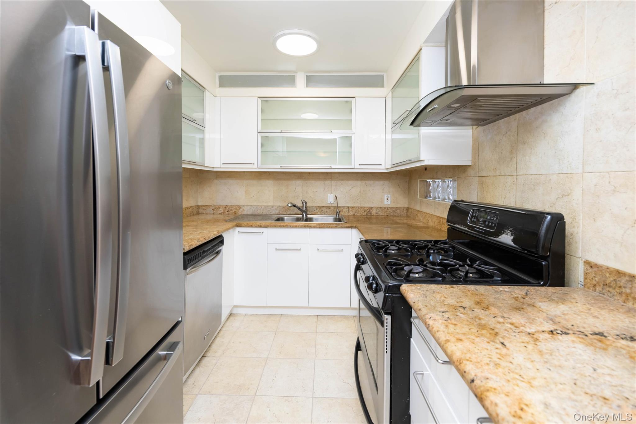 8010 165th Street Flushing Flushing, NY 11432