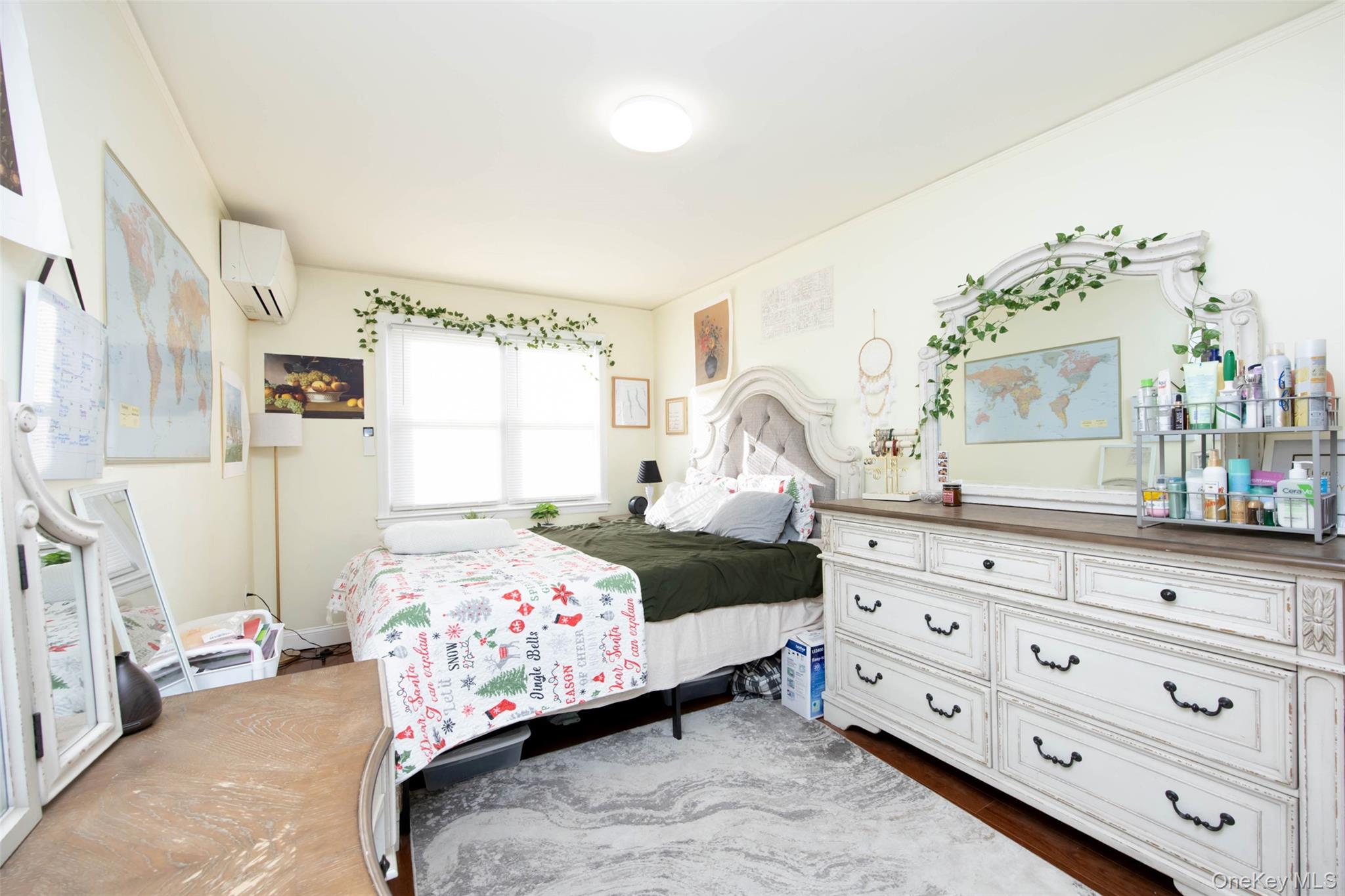 8010 165th Street Flushing Flushing, NY 11432