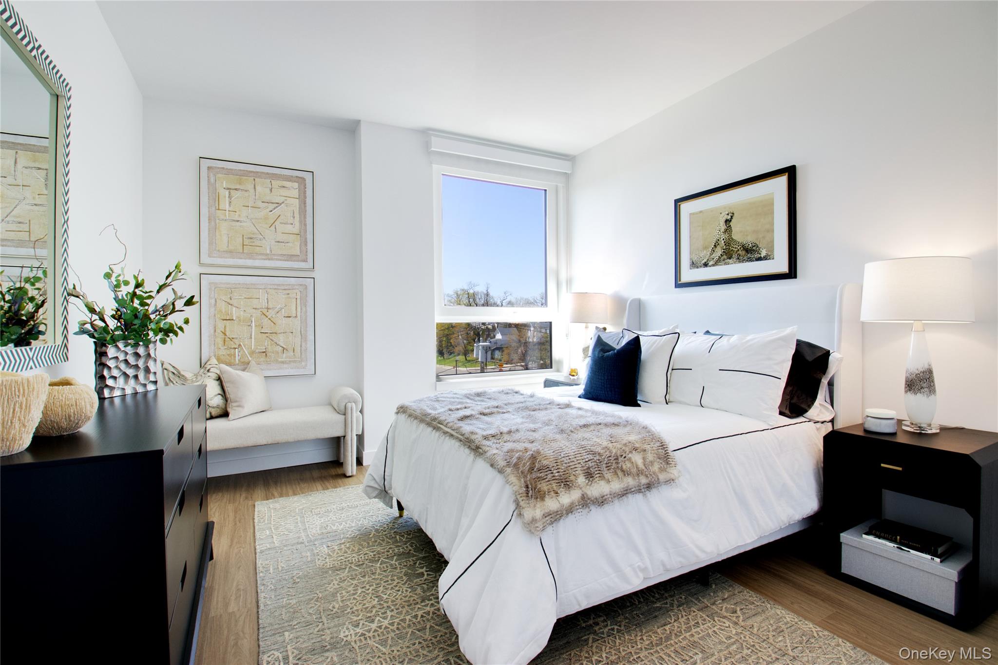 333 Warner Avenue 410 Roslyn Roslyn, NY 11576