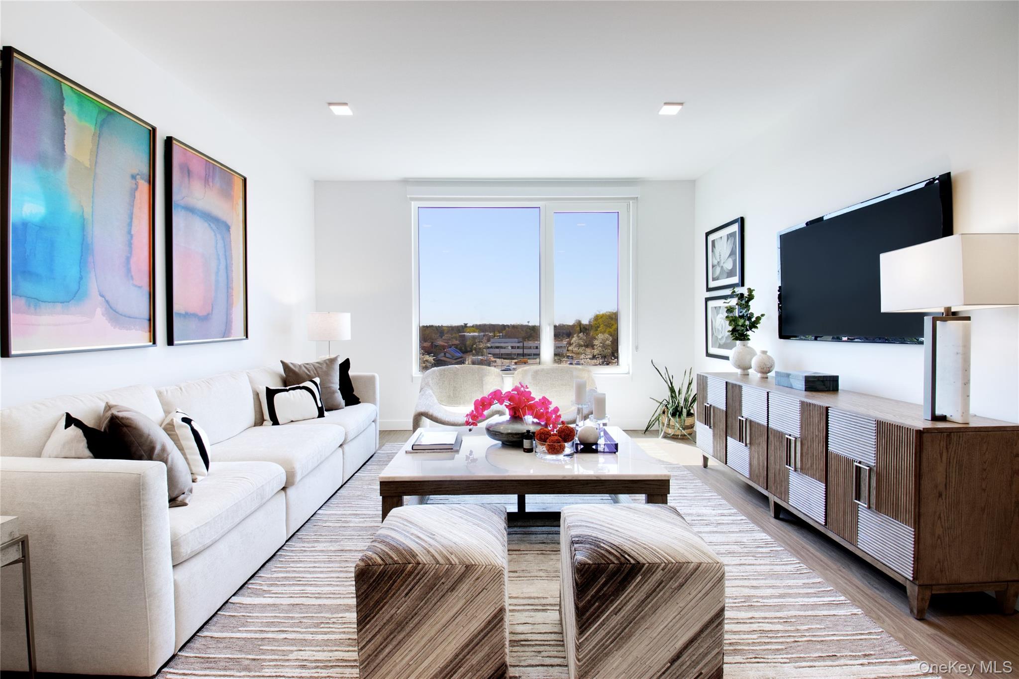 333 Warner Avenue 410 Roslyn Roslyn, NY 11576