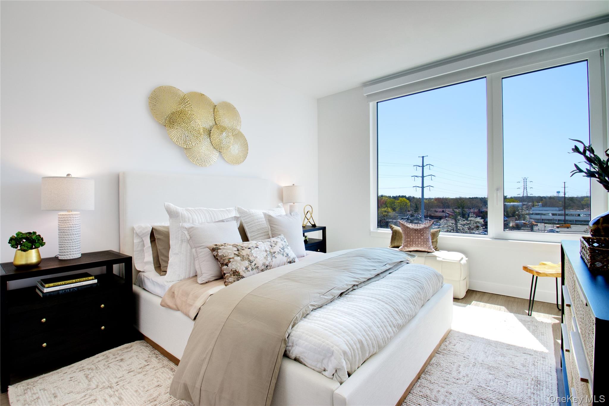 333 Warner Avenue 410 Roslyn Roslyn, NY 11576