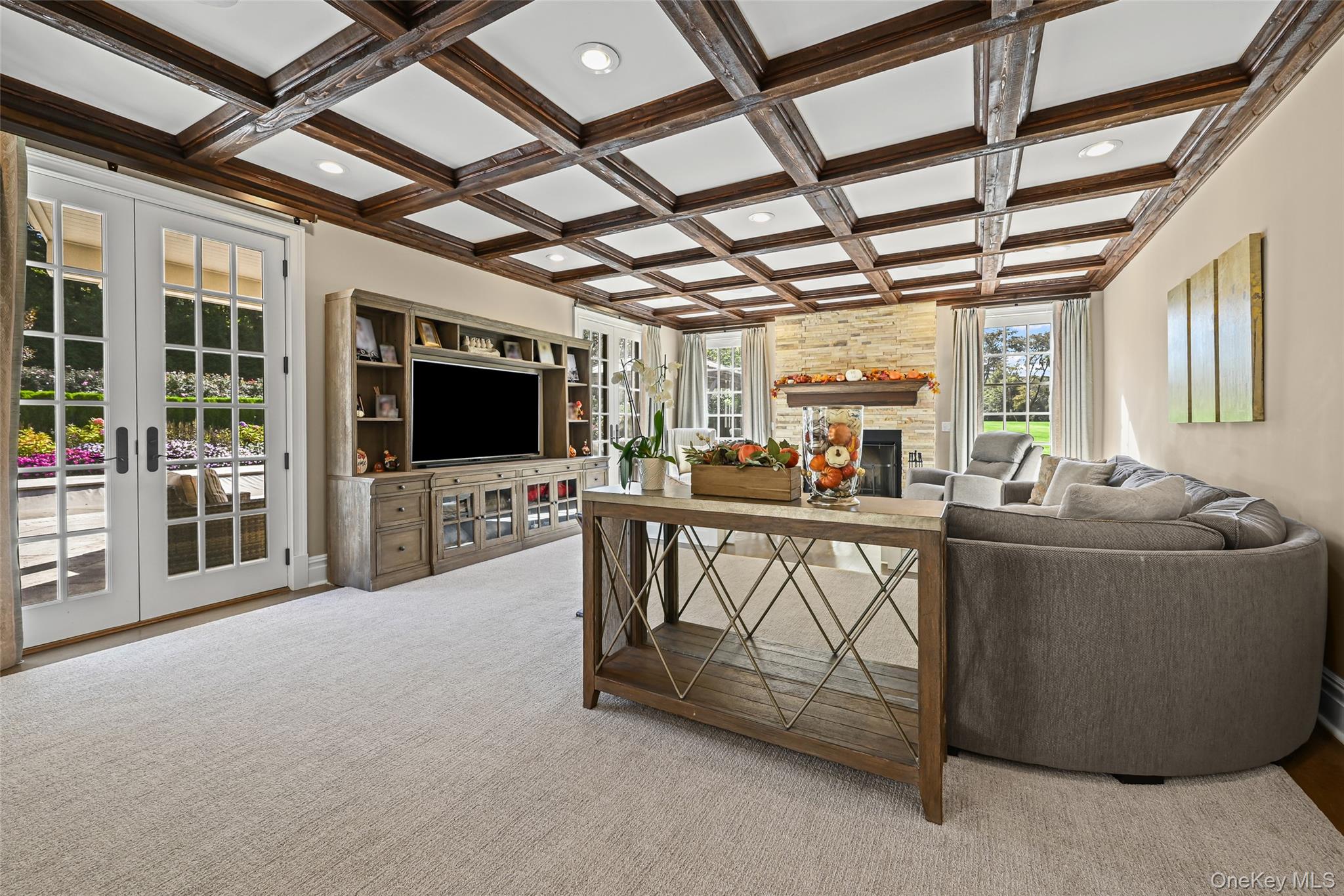 15 High Ridge Lane Matinecock Matinecock, NY 11771