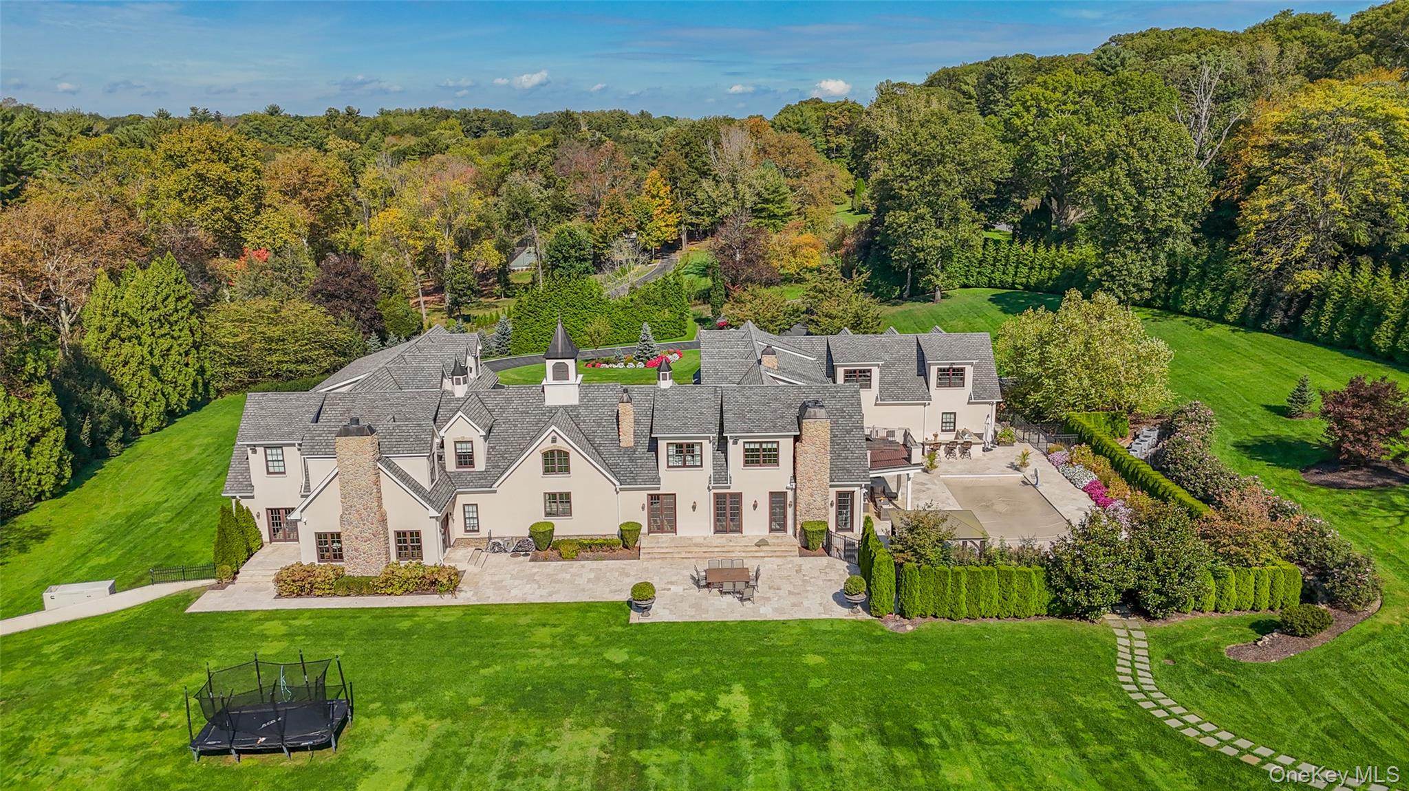 15 High Ridge Lane Matinecock Matinecock, NY 11771