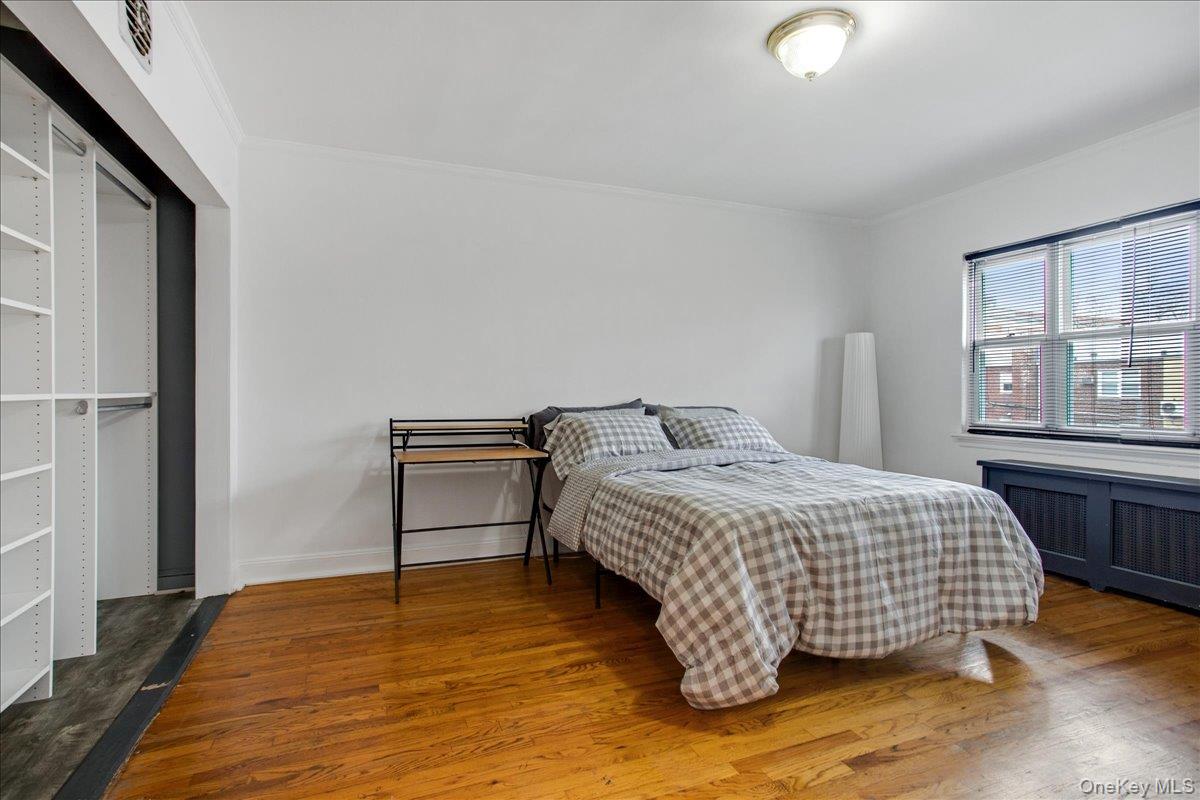 6409 78th Street Middle Village Middle Village, NY 11379