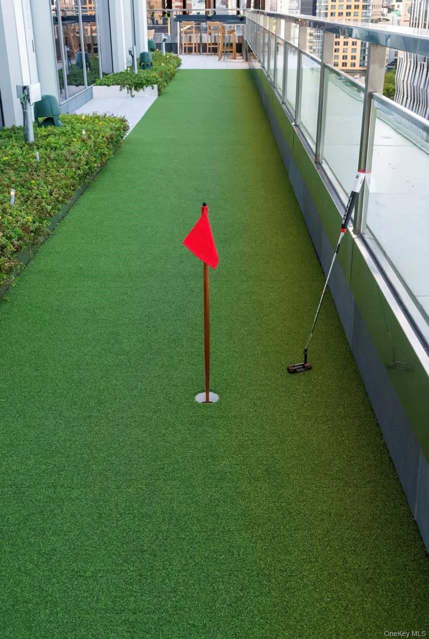 131-03 40th Road 18-E Flushing Flushing, NY 11354