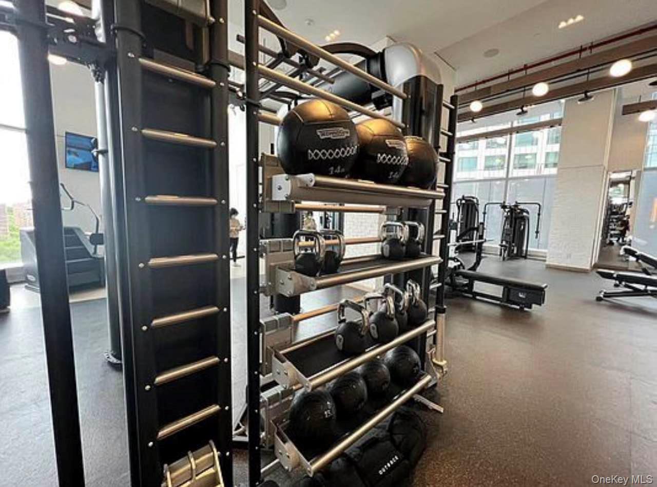 131-03 40th Road 18-E Flushing Flushing, NY 11354