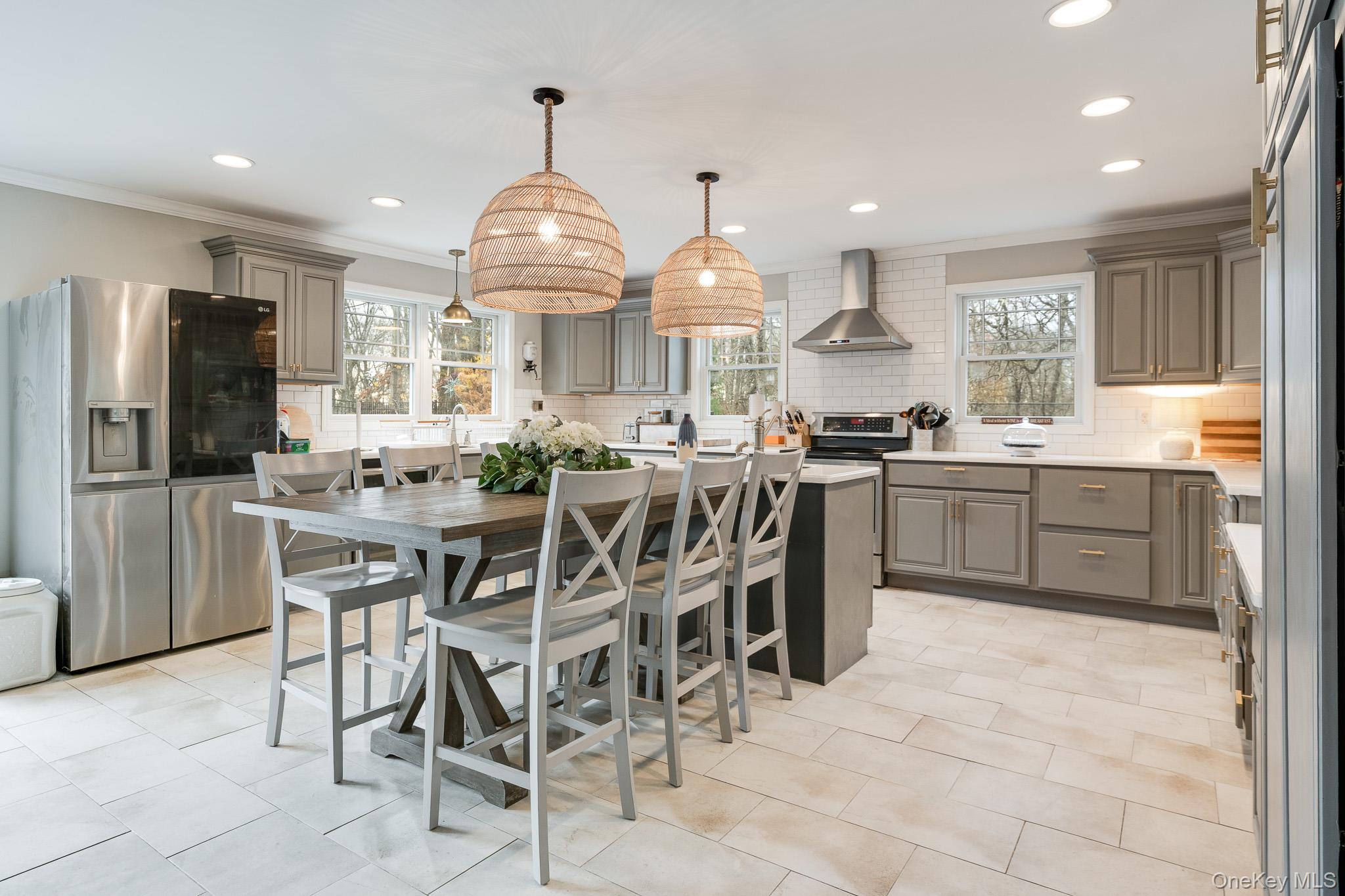 112 Pleasant View Road Out of NYC Pleasant Valley, NY 12569