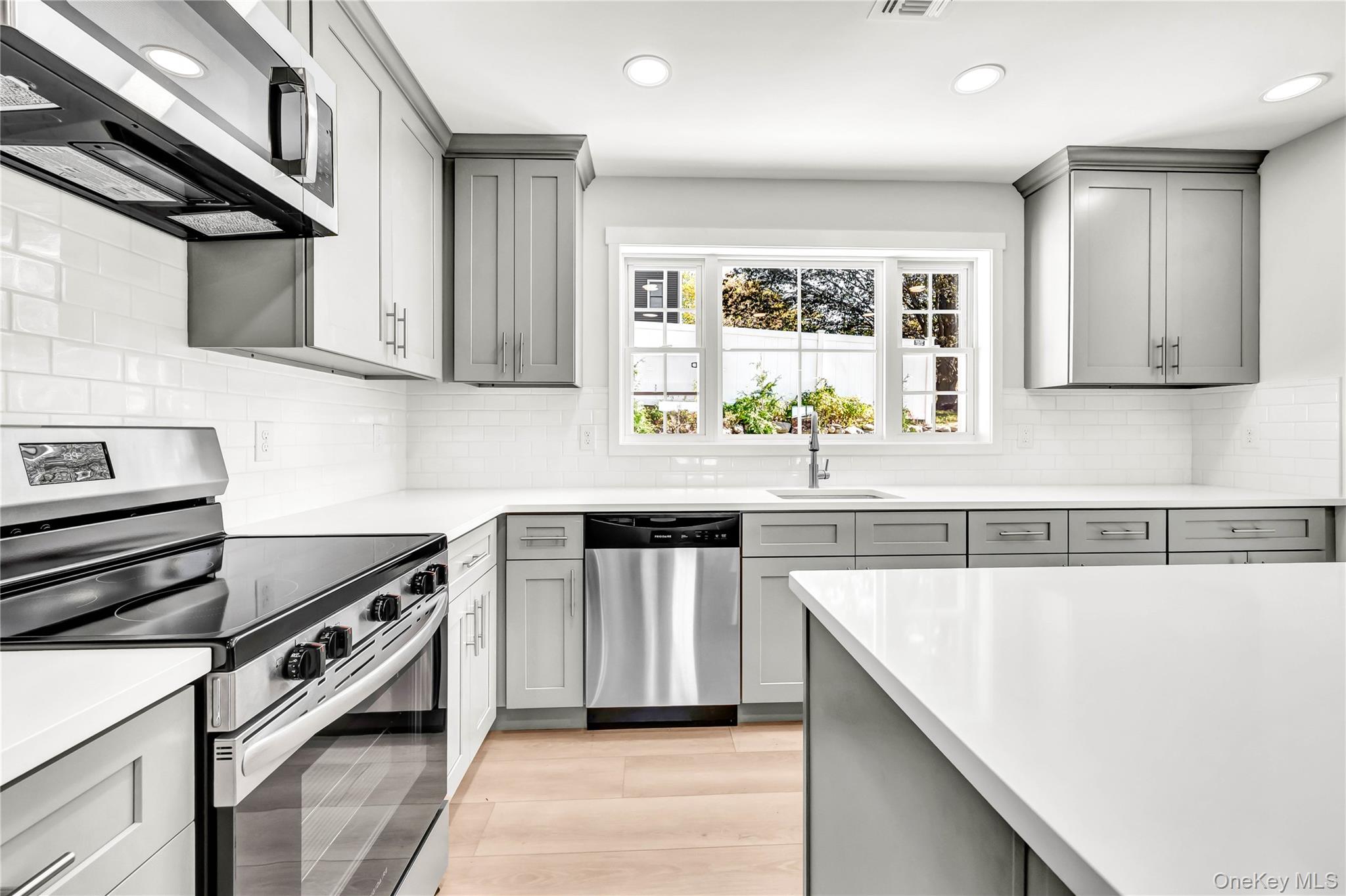 670 East Main Street Jefferson Valley, NY 10535