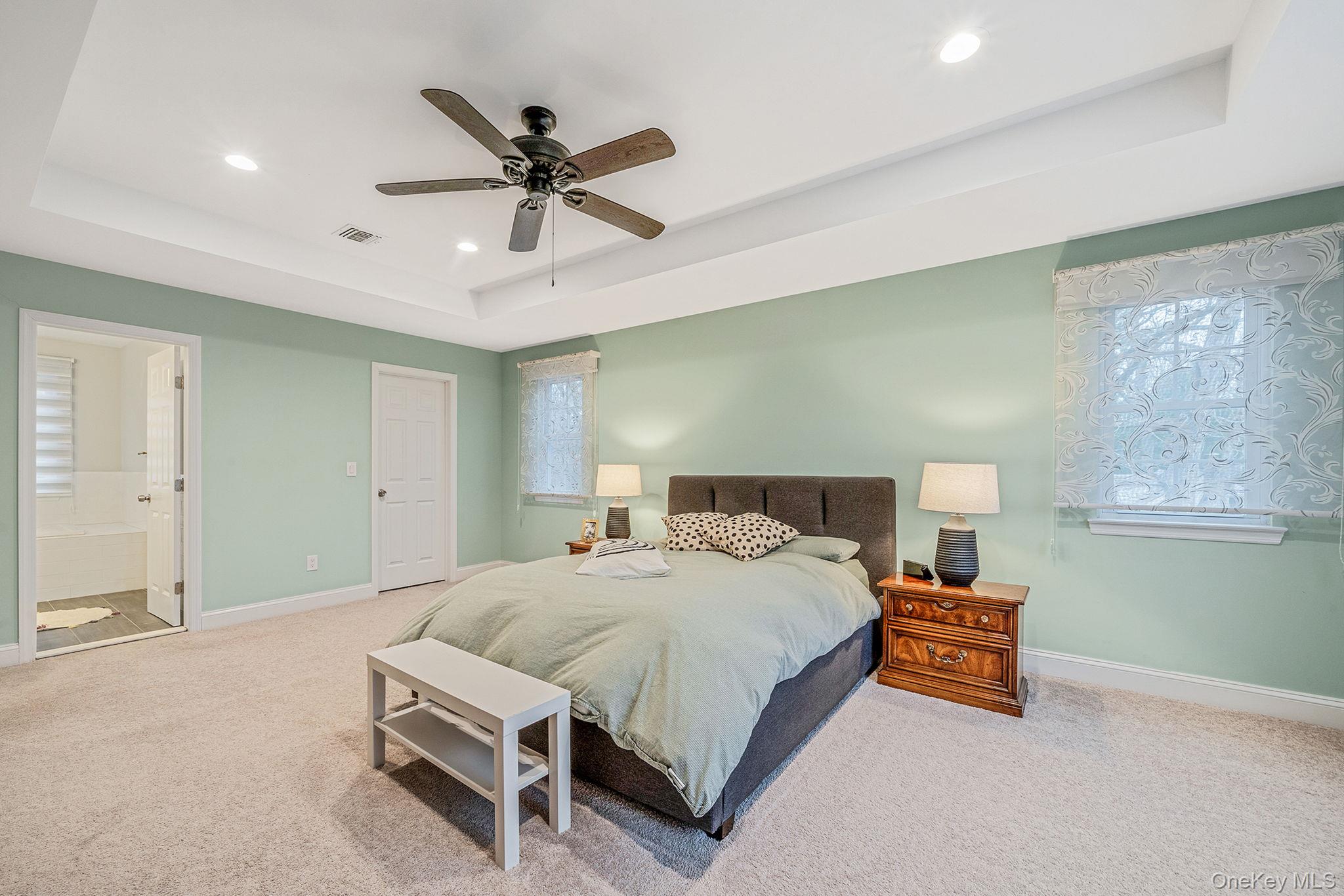 152 Wood Centereach Centereach, NY 11720