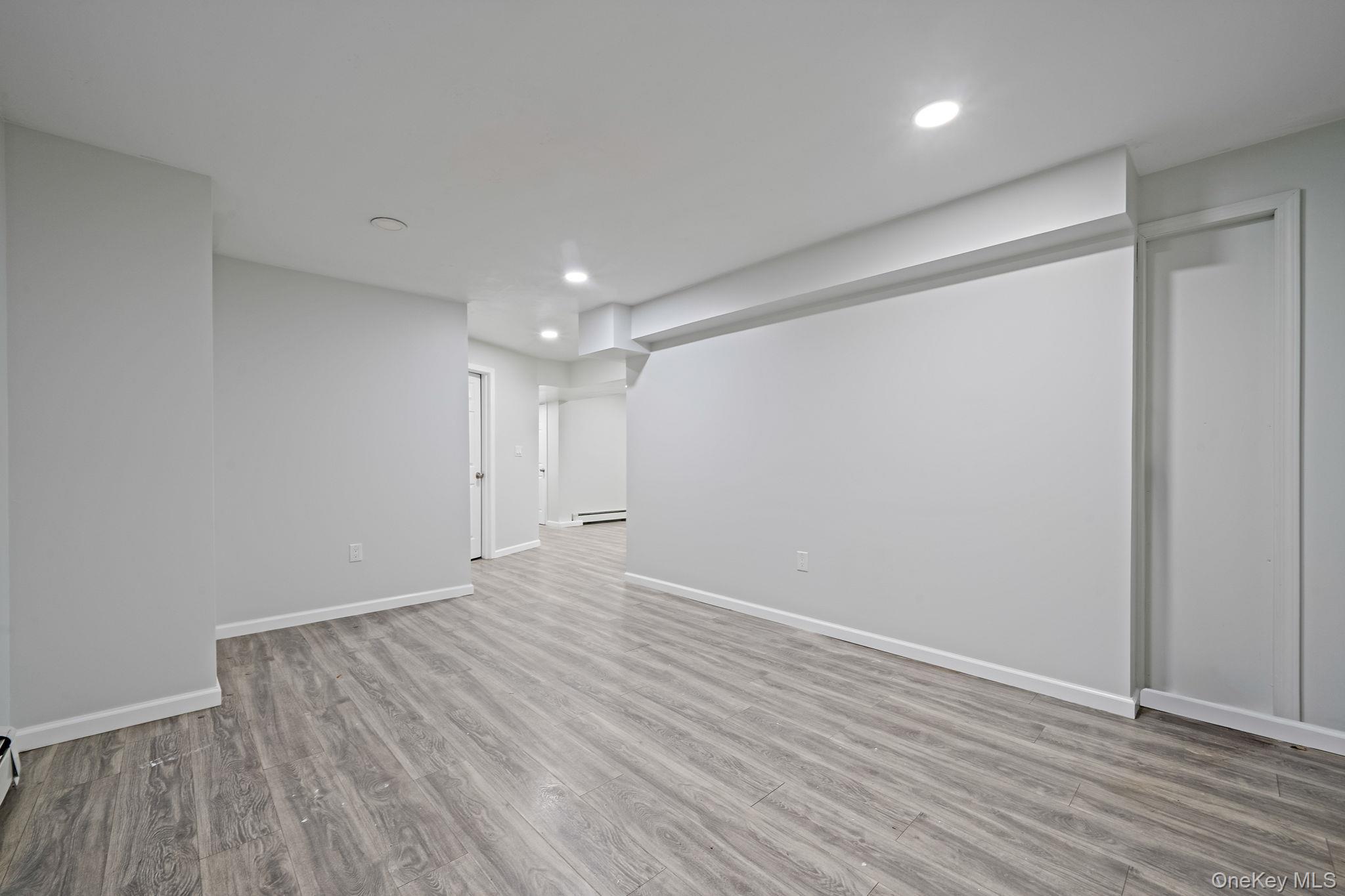 152 Wood Centereach Centereach, NY 11720