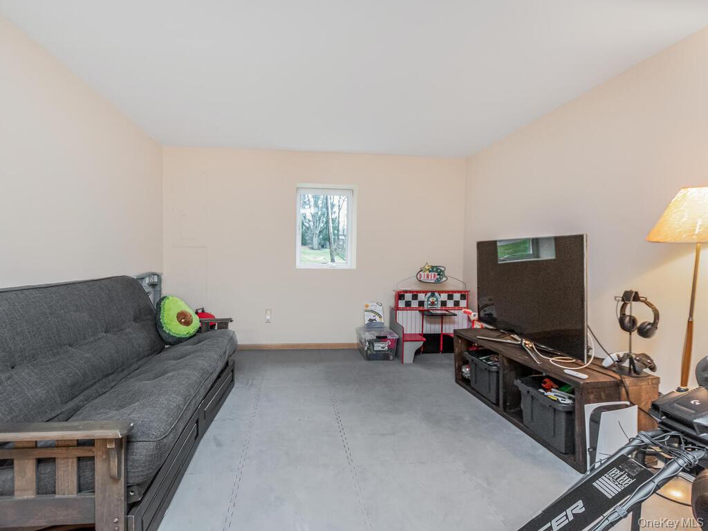 70 Breckenridge Road Out of NYC Mahopac, NY 10541