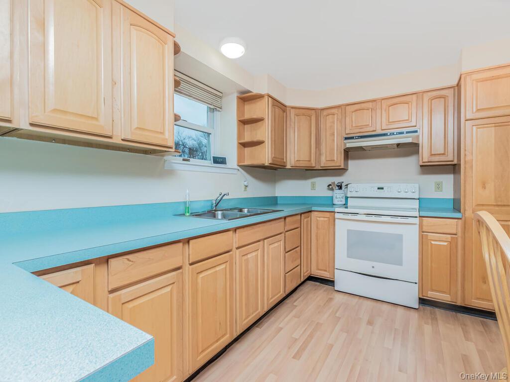 70 Breckenridge Road Out of NYC Mahopac, NY 10541