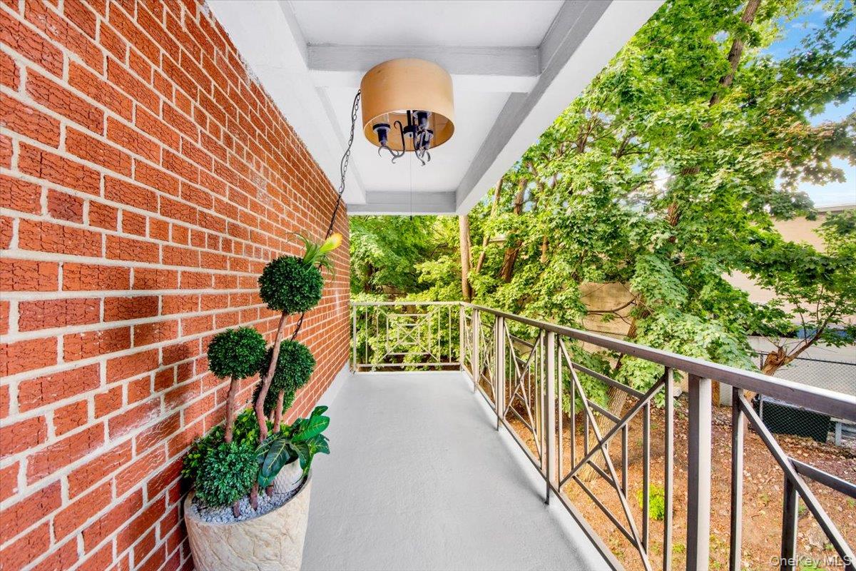 1 Balint Drive 366 Yonkers Yonkers, NY 10710