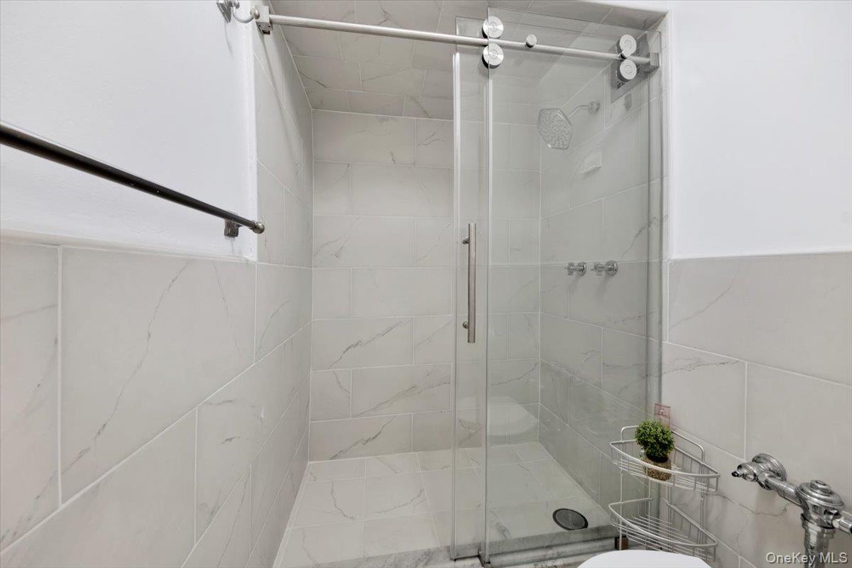 1 Balint Drive 366 Yonkers Yonkers, NY 10710