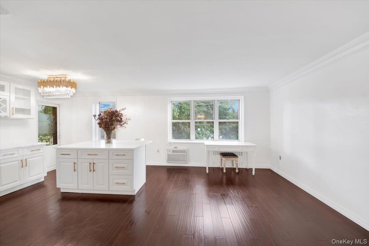 1 Balint Drive 366 Yonkers Yonkers, NY 10710