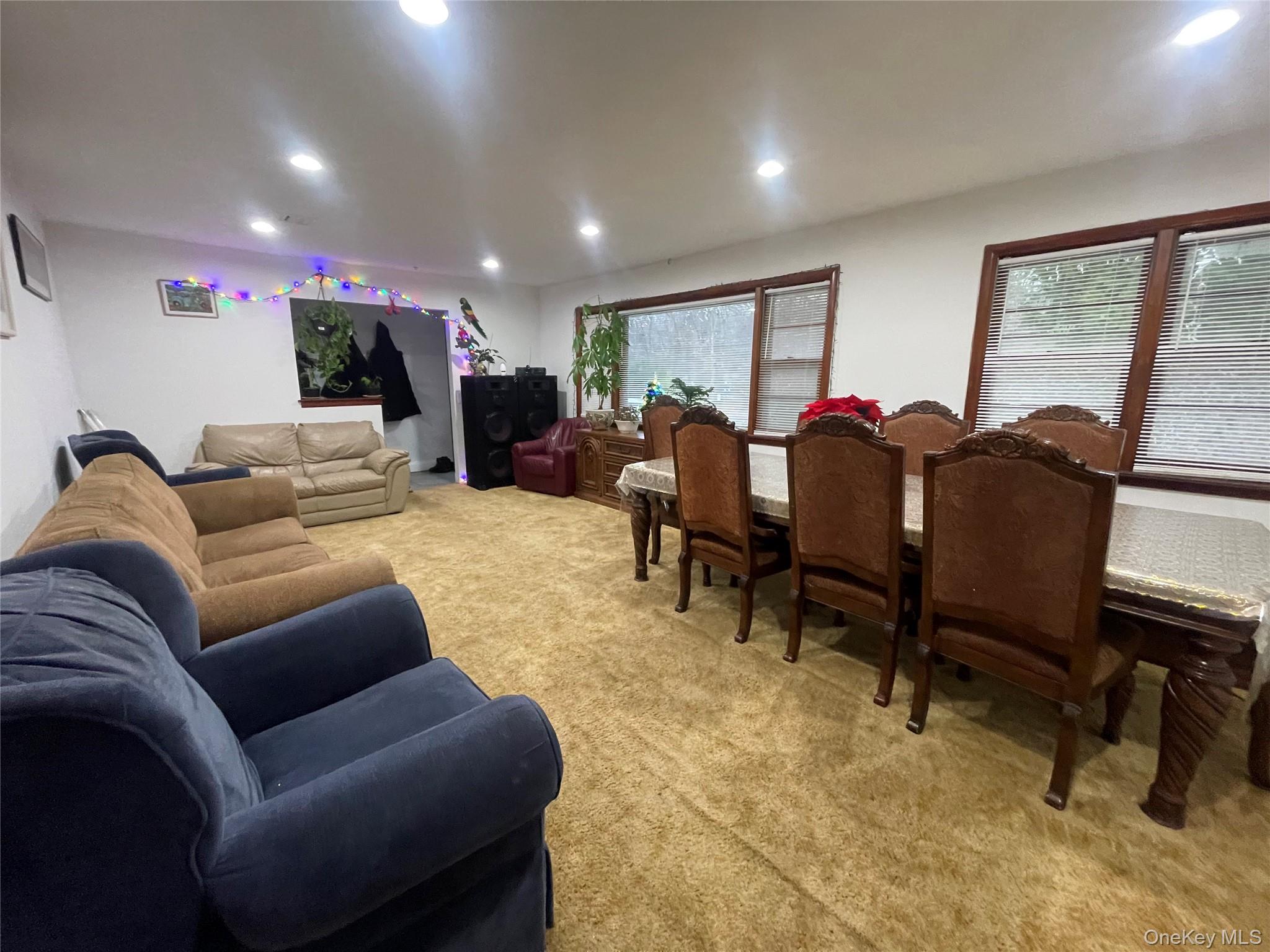 30 Oakcrest Avenue Middle Island Middle Island, NY 11953