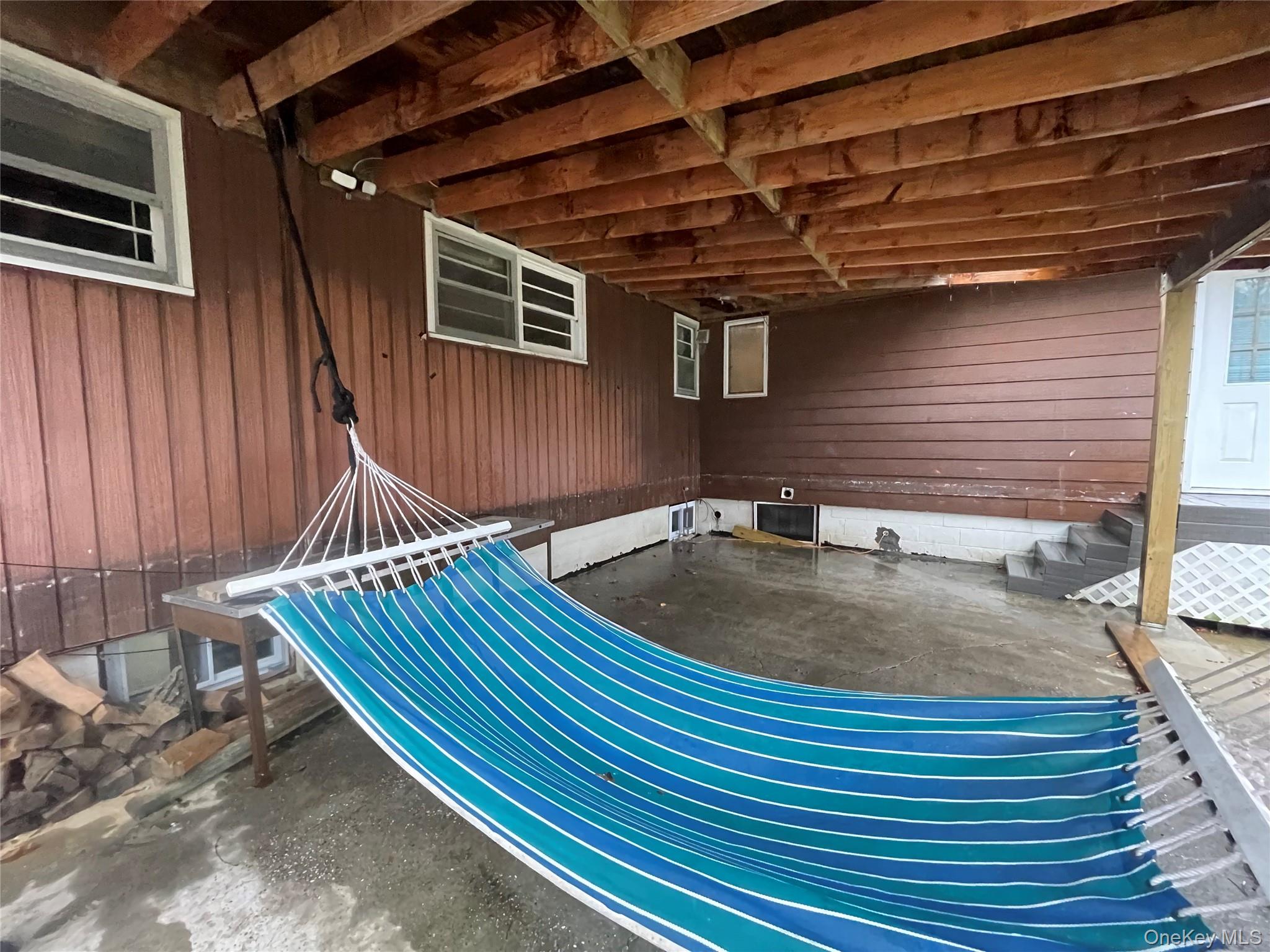 30 Oakcrest Avenue Middle Island Middle Island, NY 11953