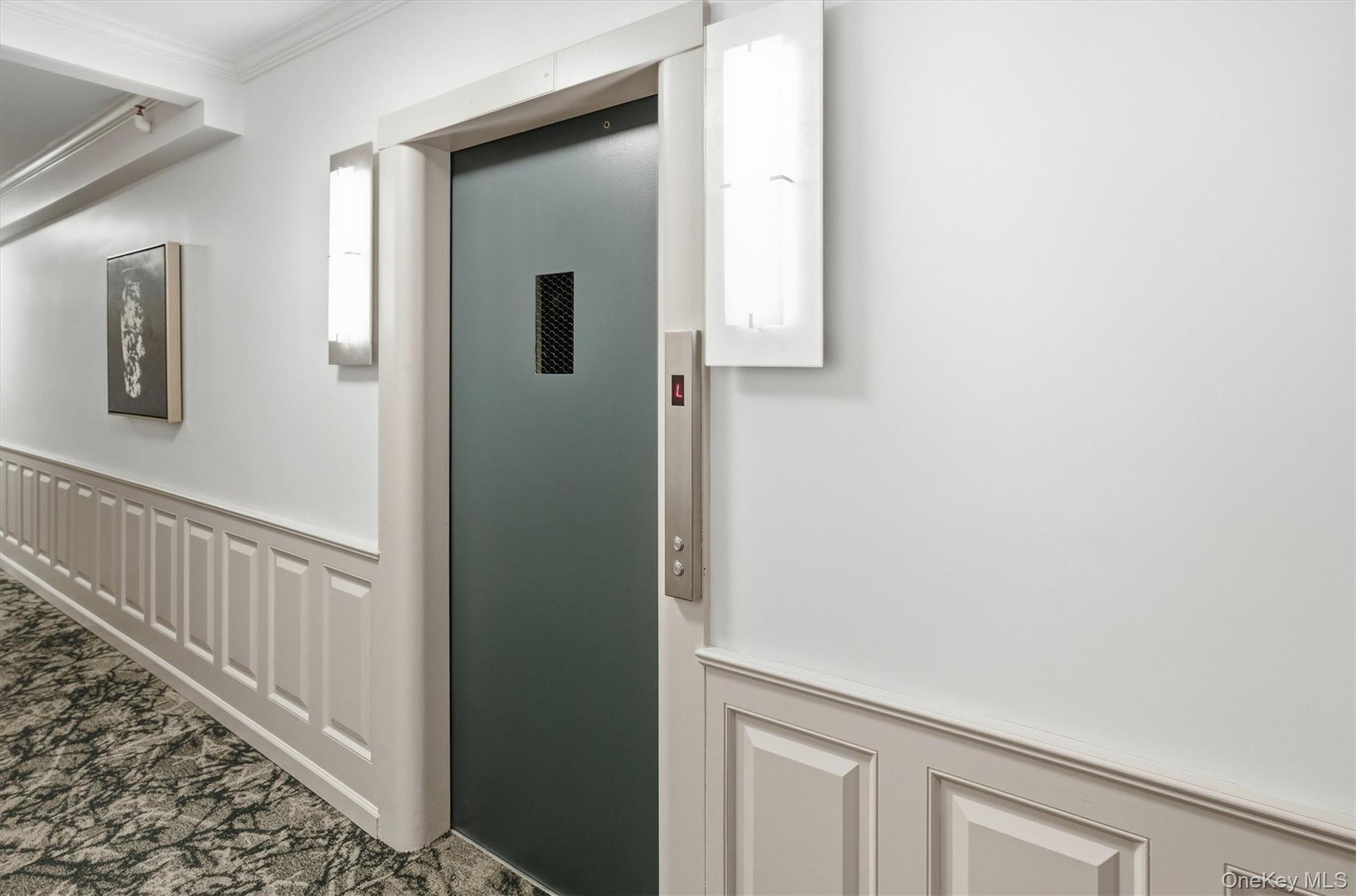 25 Chapel Place 1-B Great Neck Great Neck, NY 11021