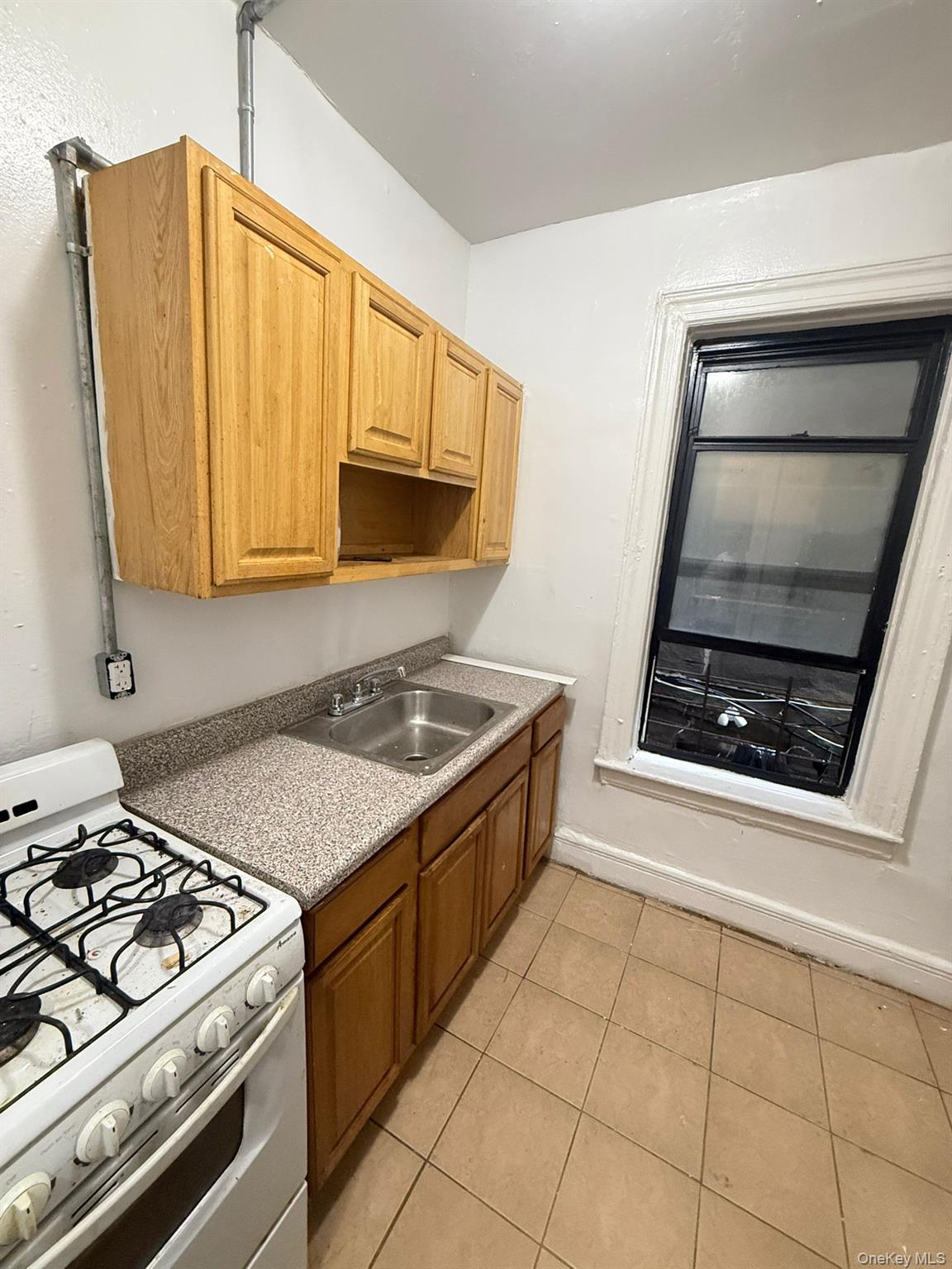 835 Fox Street Bronx, NY 10459