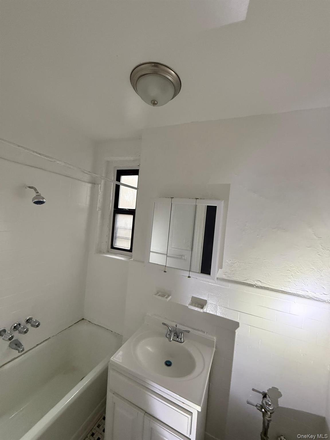 835 Fox Street Bronx, NY 10459