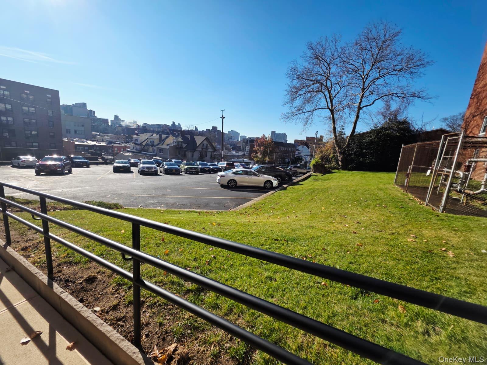 16420 Highland Avenue 2-V Jamaica Hills Jamaica Hills, NY 11432