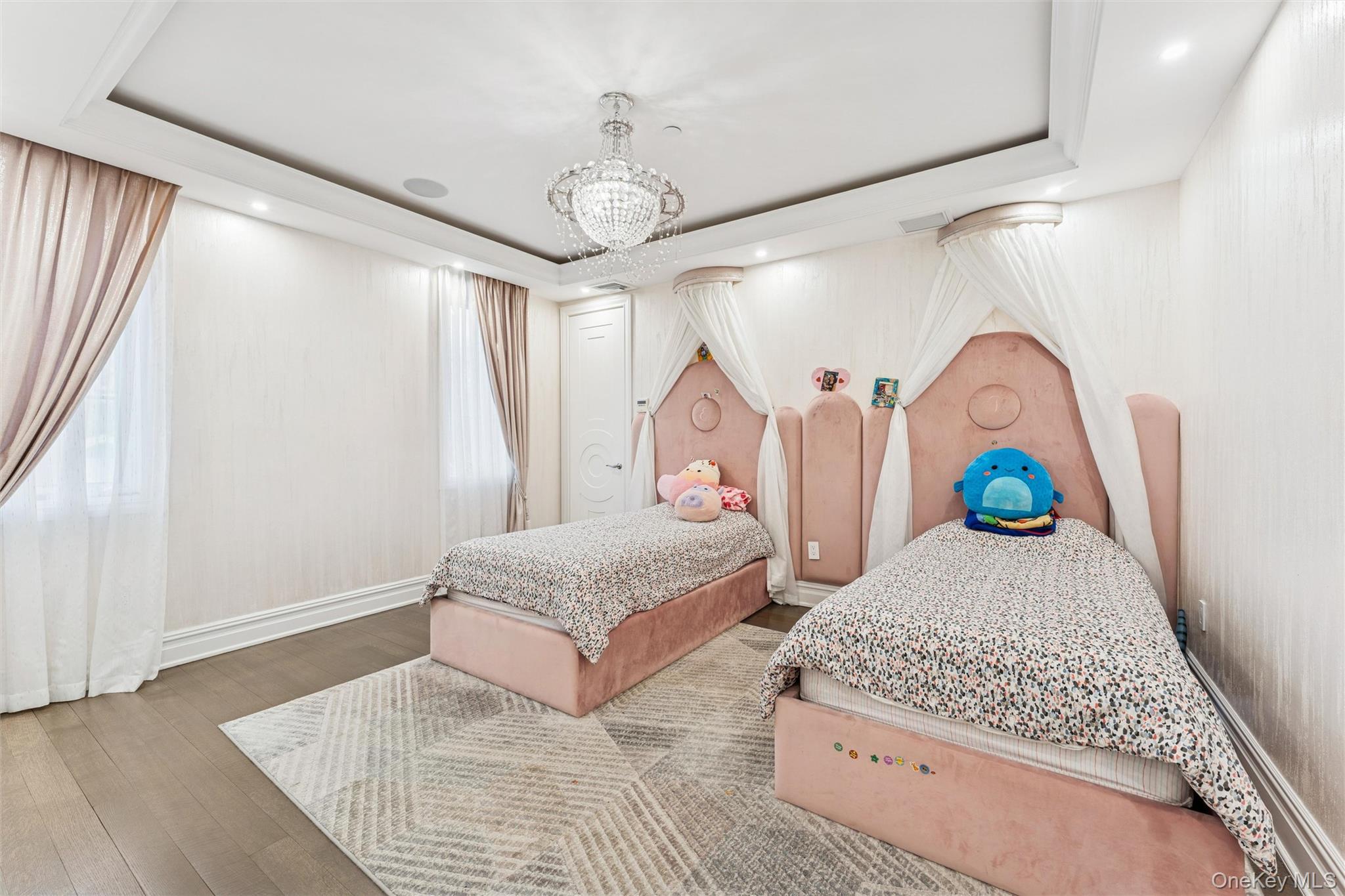 81-05 139th Street Briarwood Briarwood, NY 11435