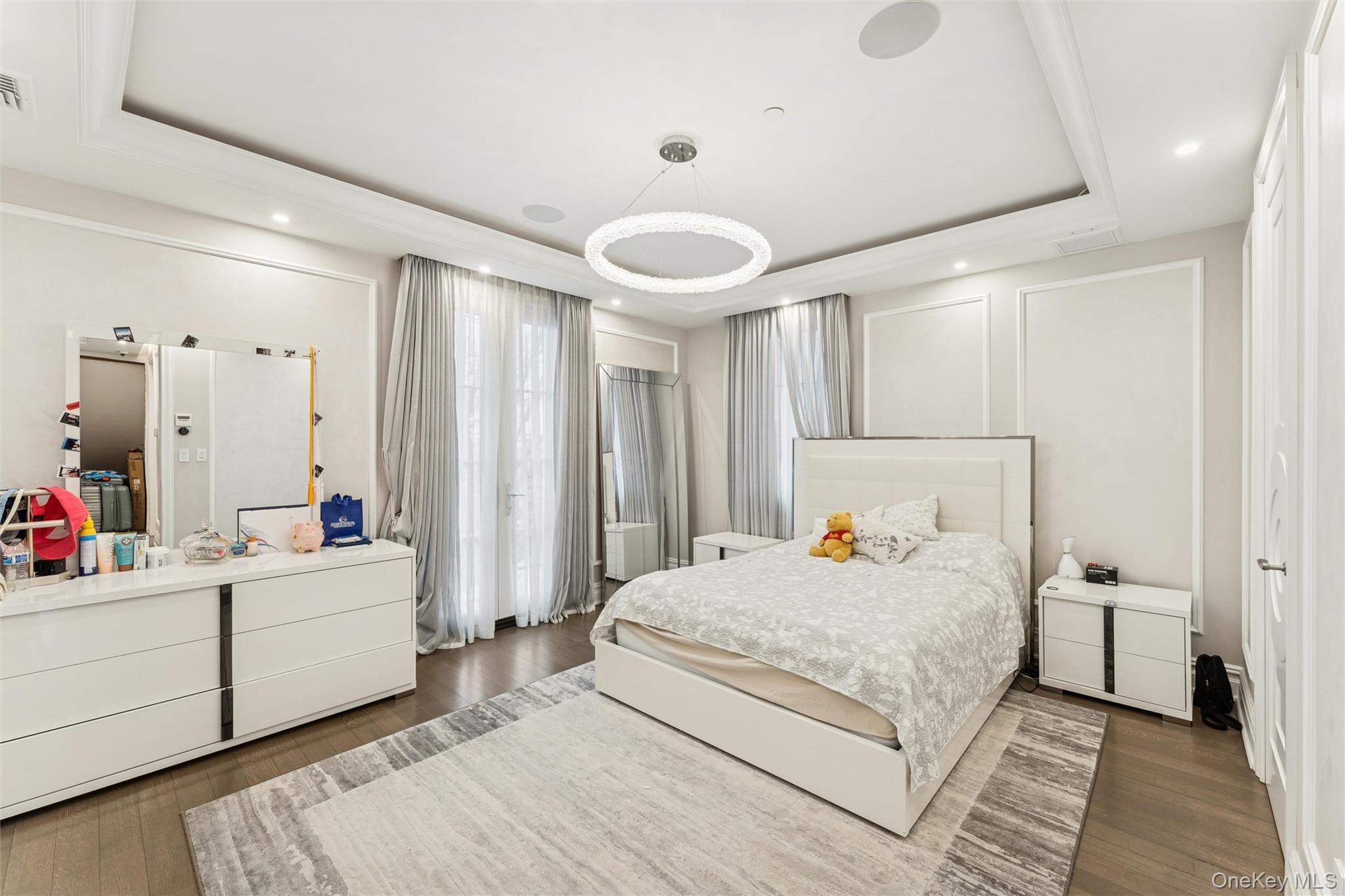 81-05 139th Street Briarwood Briarwood, NY 11435