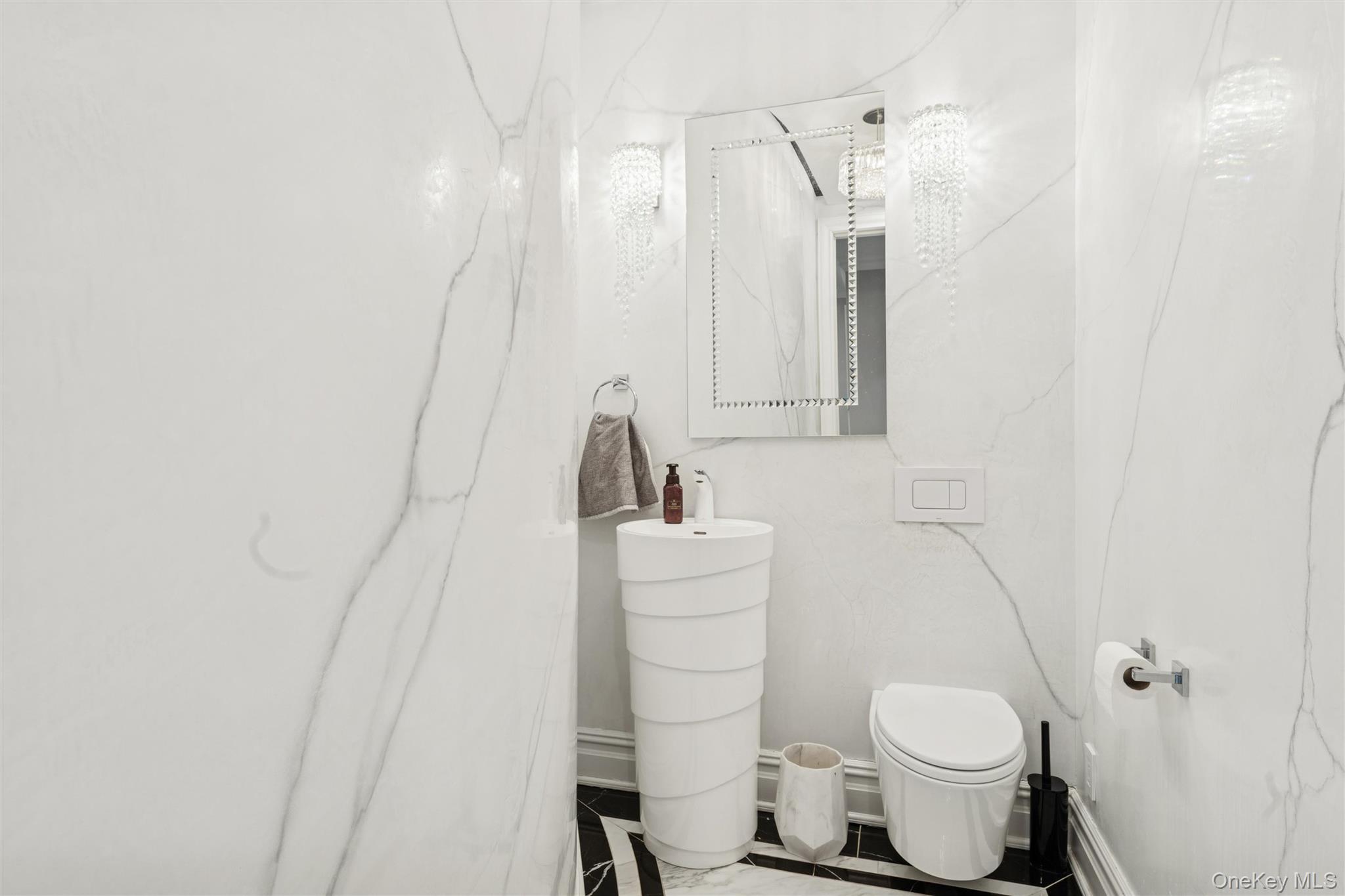 81-05 139th Street Briarwood Briarwood, NY 11435