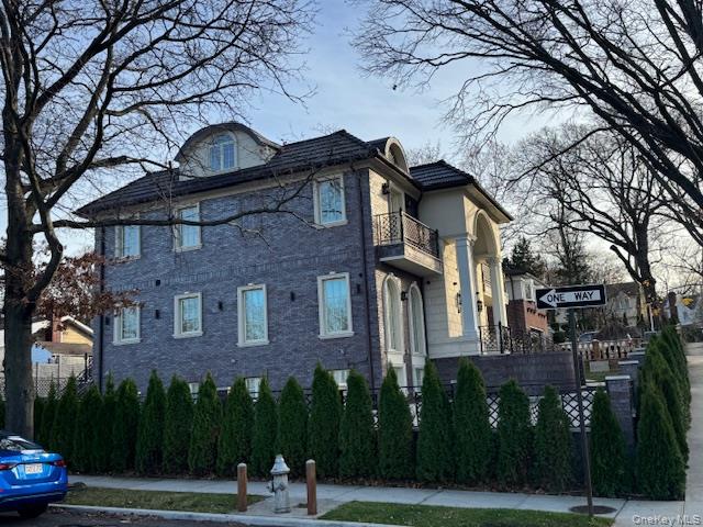 81-05 139th Street Briarwood Briarwood, NY 11435