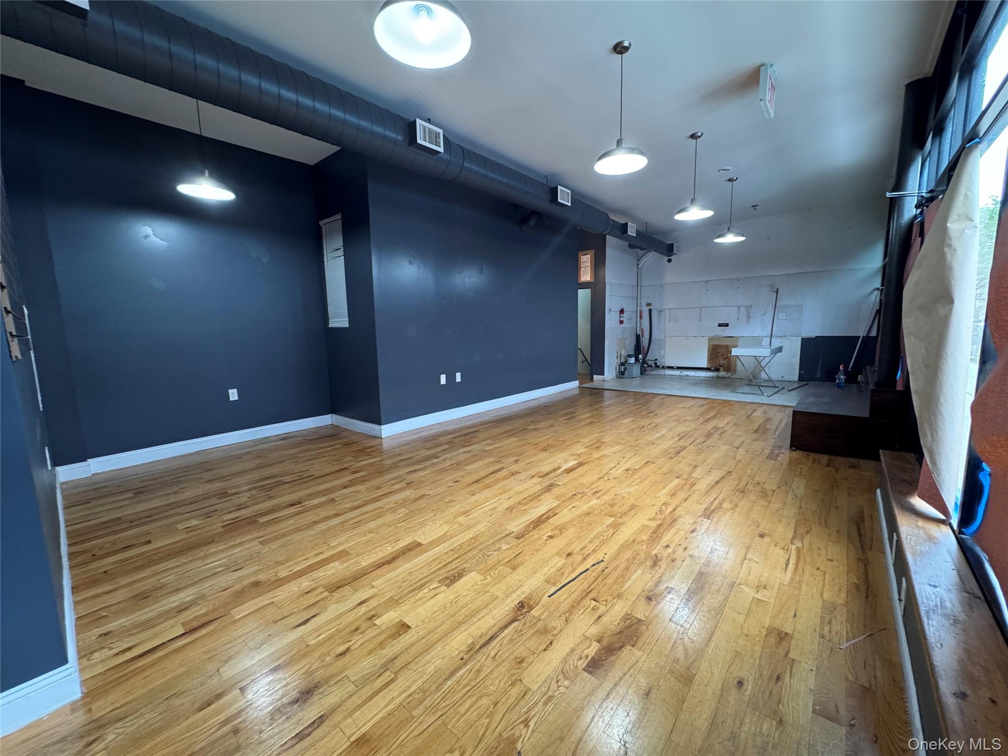 41-53 53rd Street Woodside Woodside, NY 11377