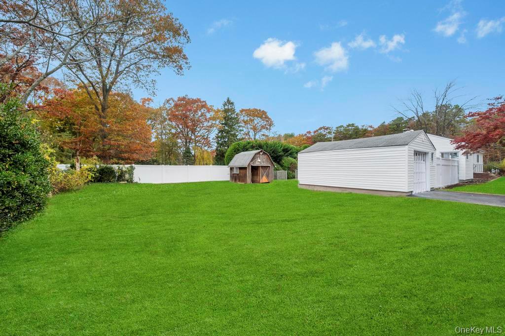 468 Ferndale Boulevard Islip Islip, NY 11751