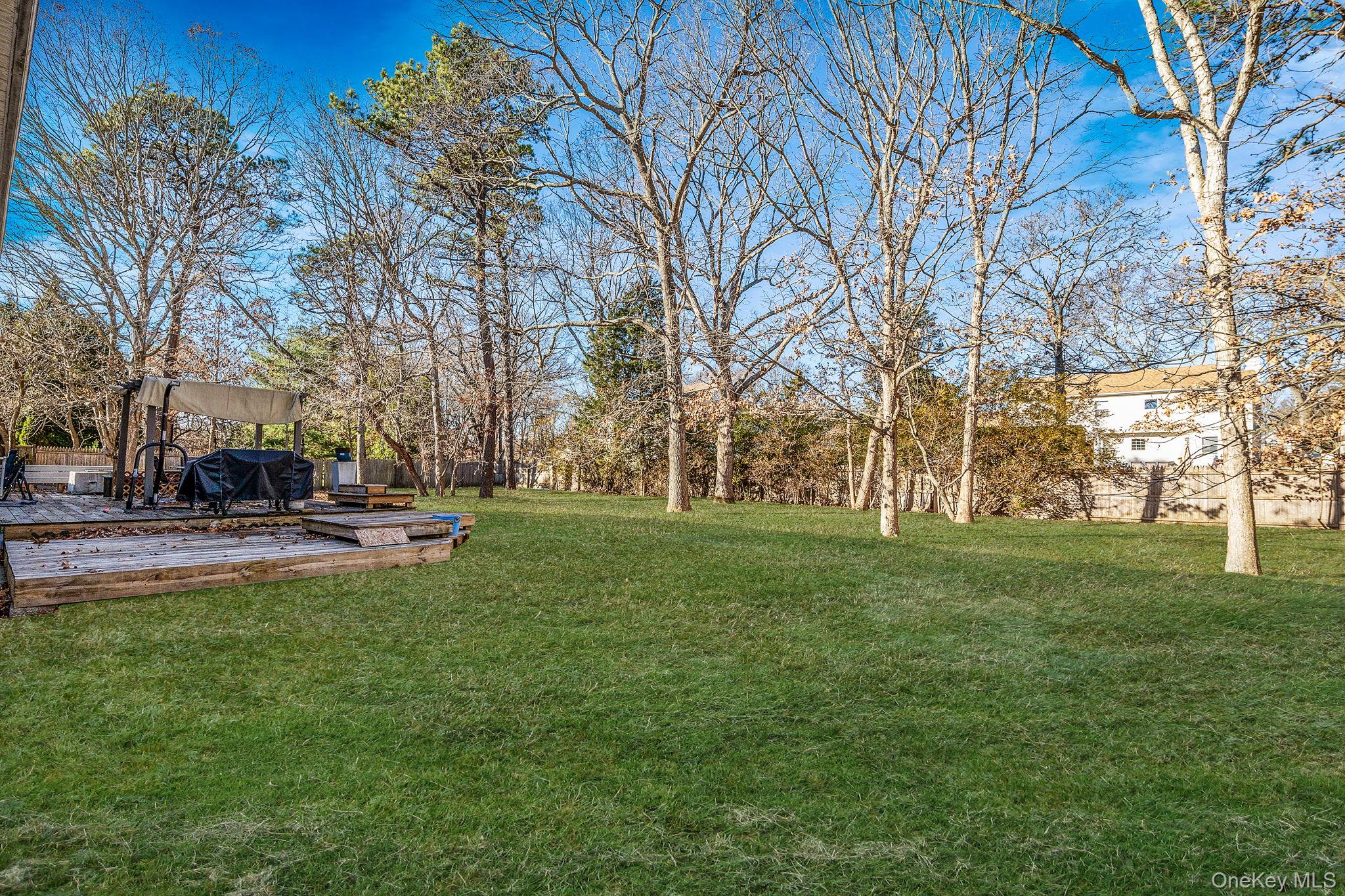 9 Minto Court Centereach Centereach, NY 11720