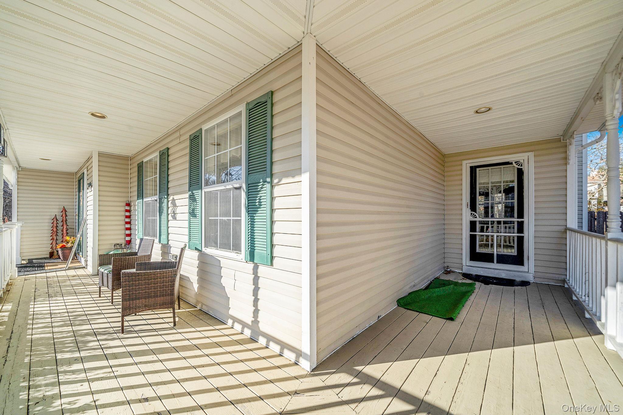 9 Minto Court Centereach Centereach, NY 11720