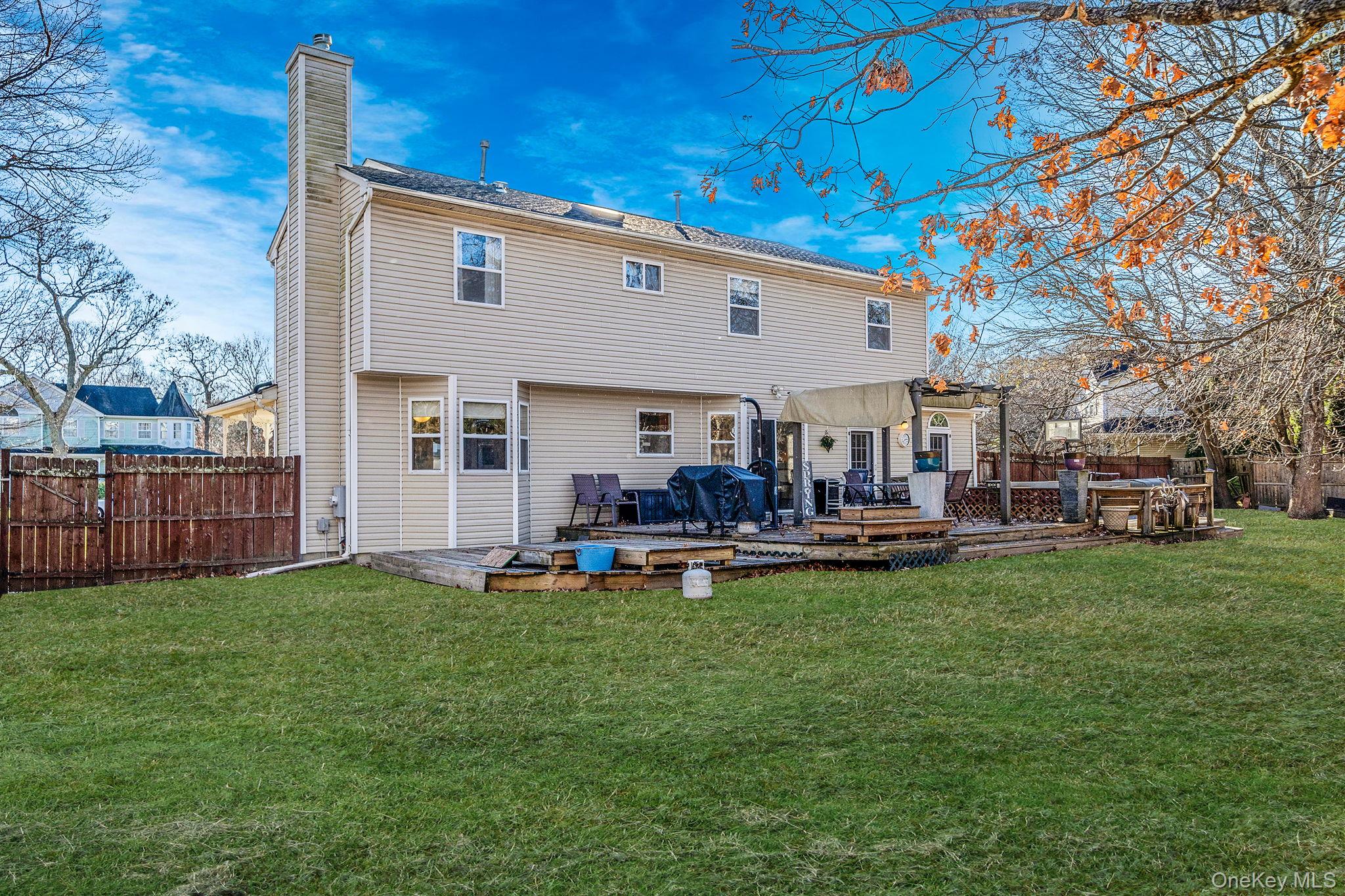 9 Minto Court Centereach Centereach, NY 11720