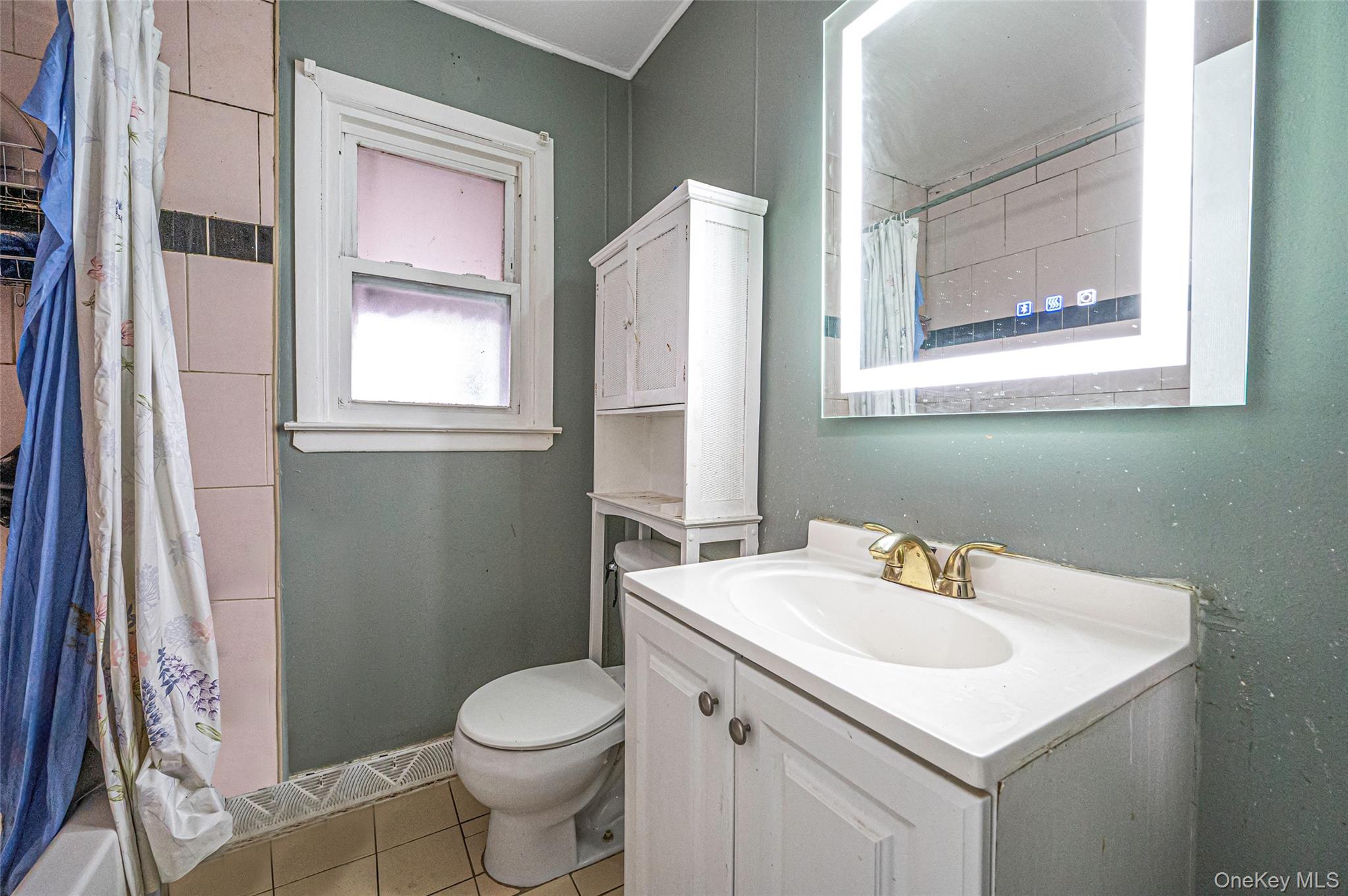 3 Poplar Road Amityville Amityville, NY 11701