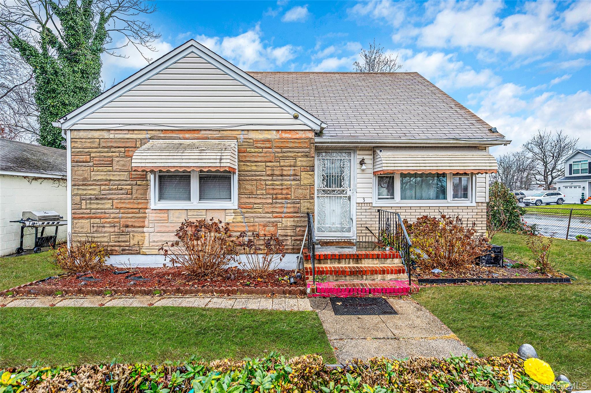 3 Poplar Road Amityville Amityville, NY 11701