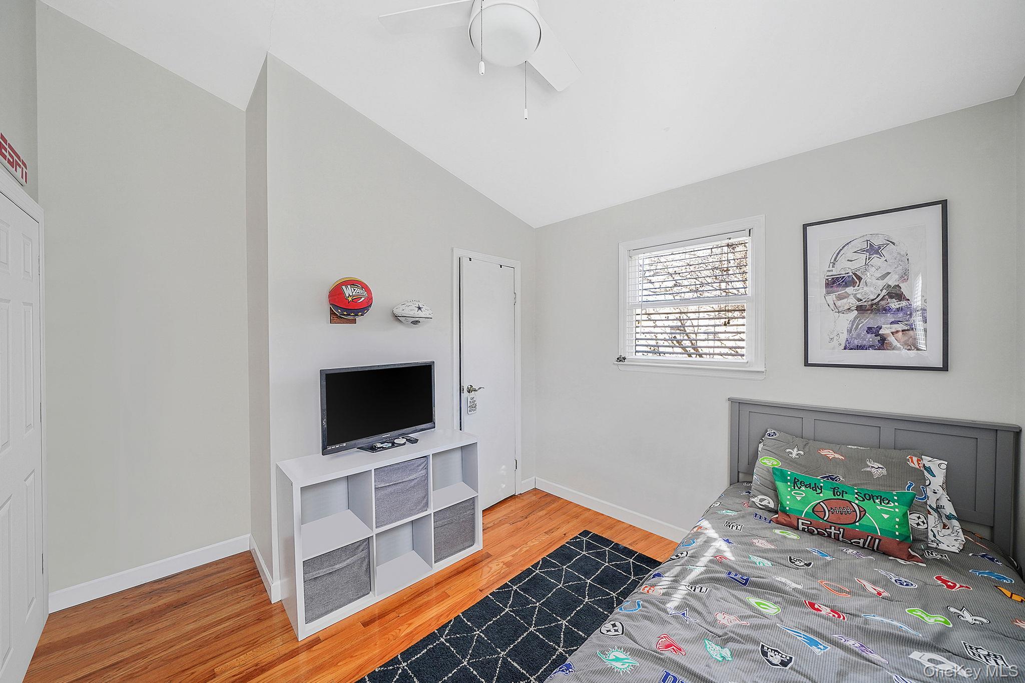 15 Penn Drive Smithtown Smithtown, NY 11787