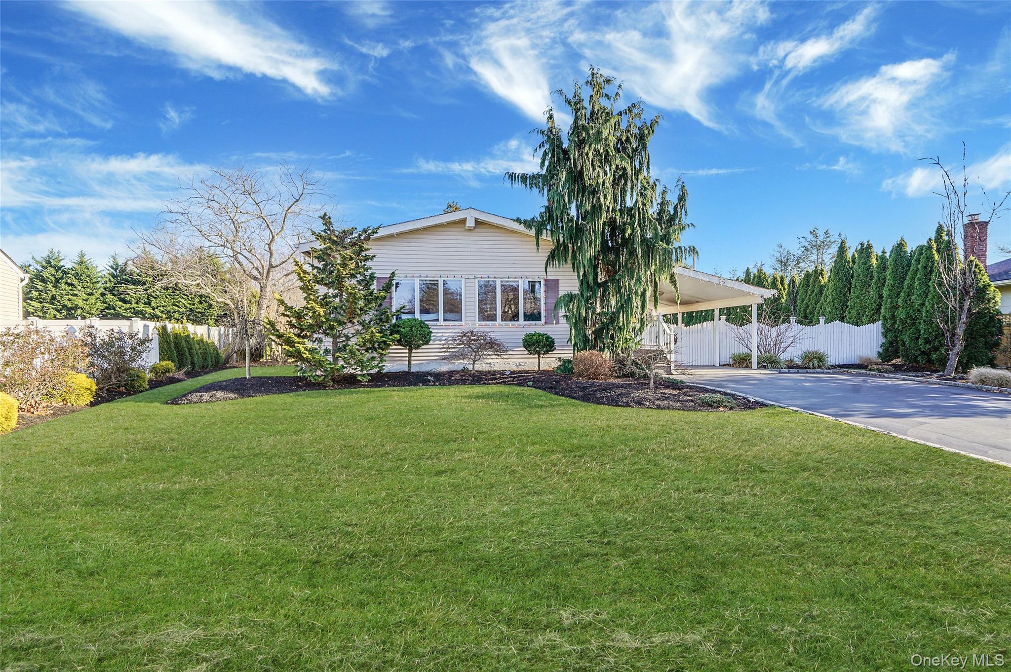 15 Penn Drive Smithtown Smithtown, NY 11787