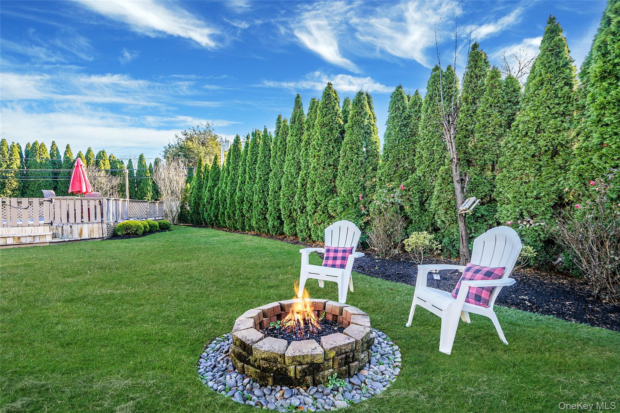 15 Penn Drive Smithtown Smithtown, NY 11787