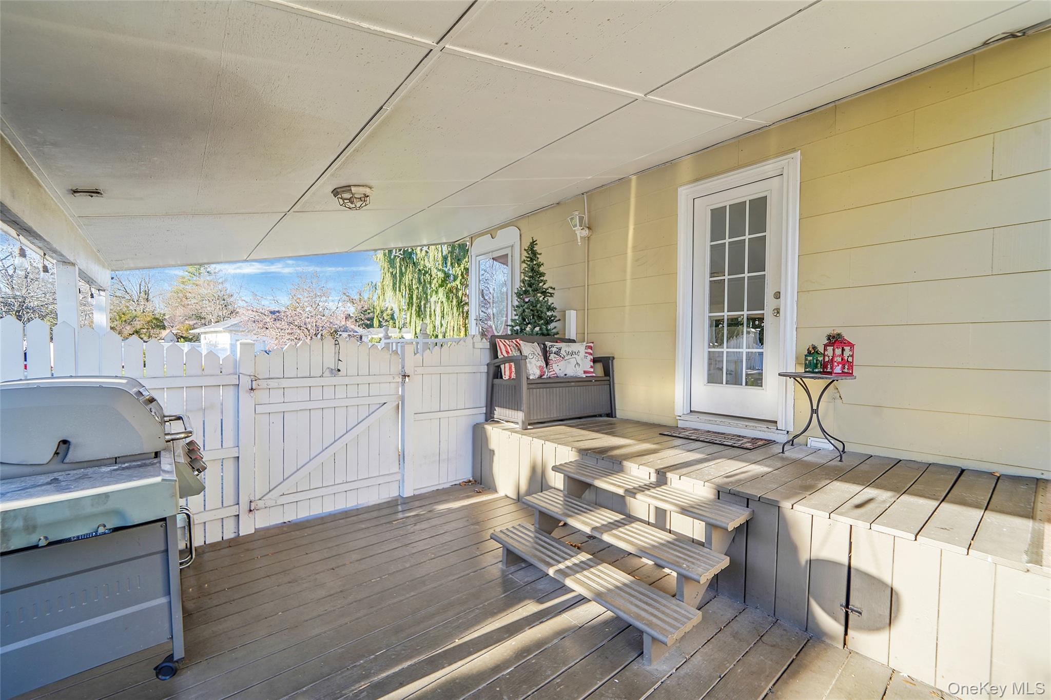 15 Penn Drive Smithtown Smithtown, NY 11787