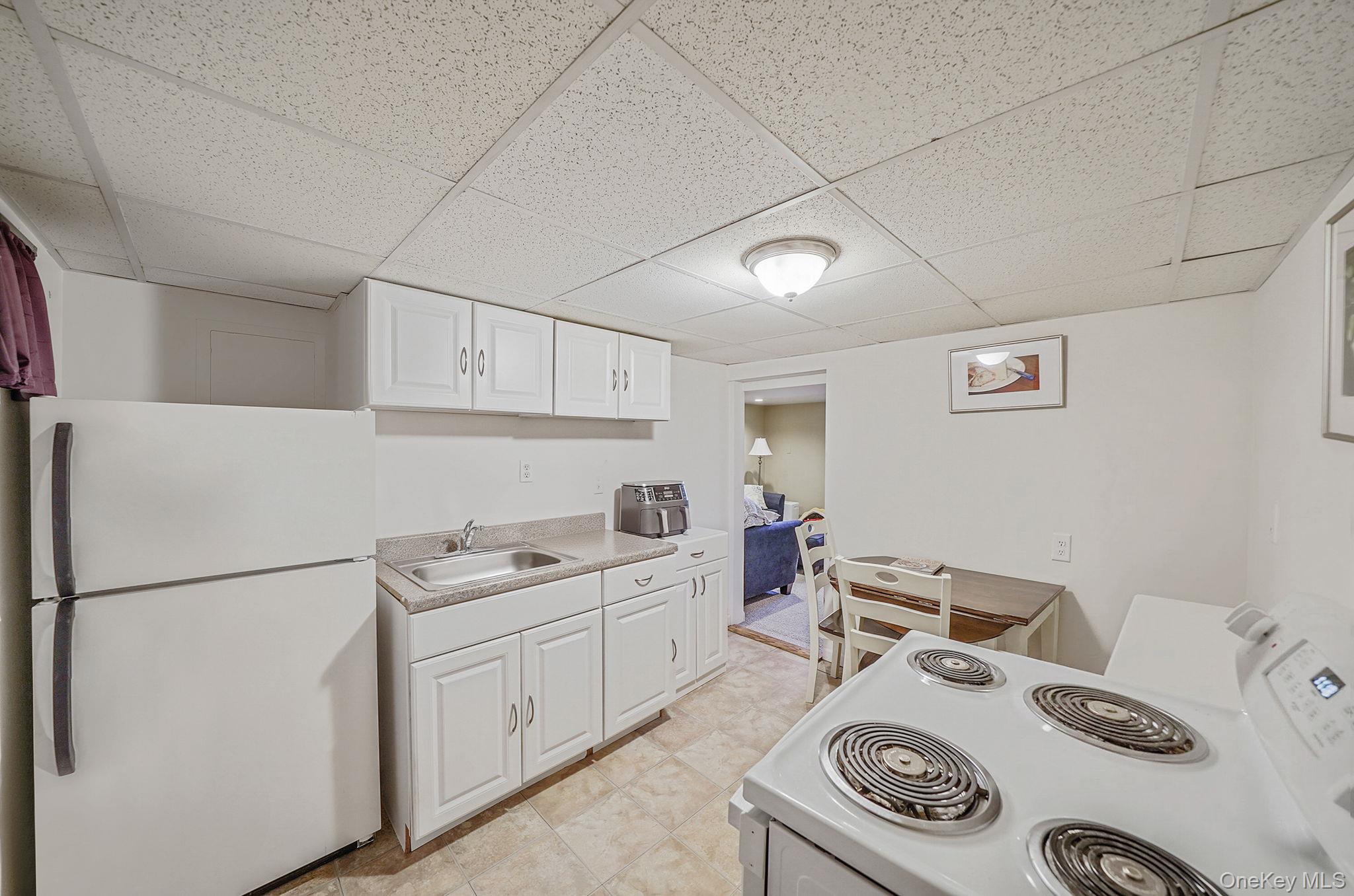 15 Penn Drive Smithtown Smithtown, NY 11787