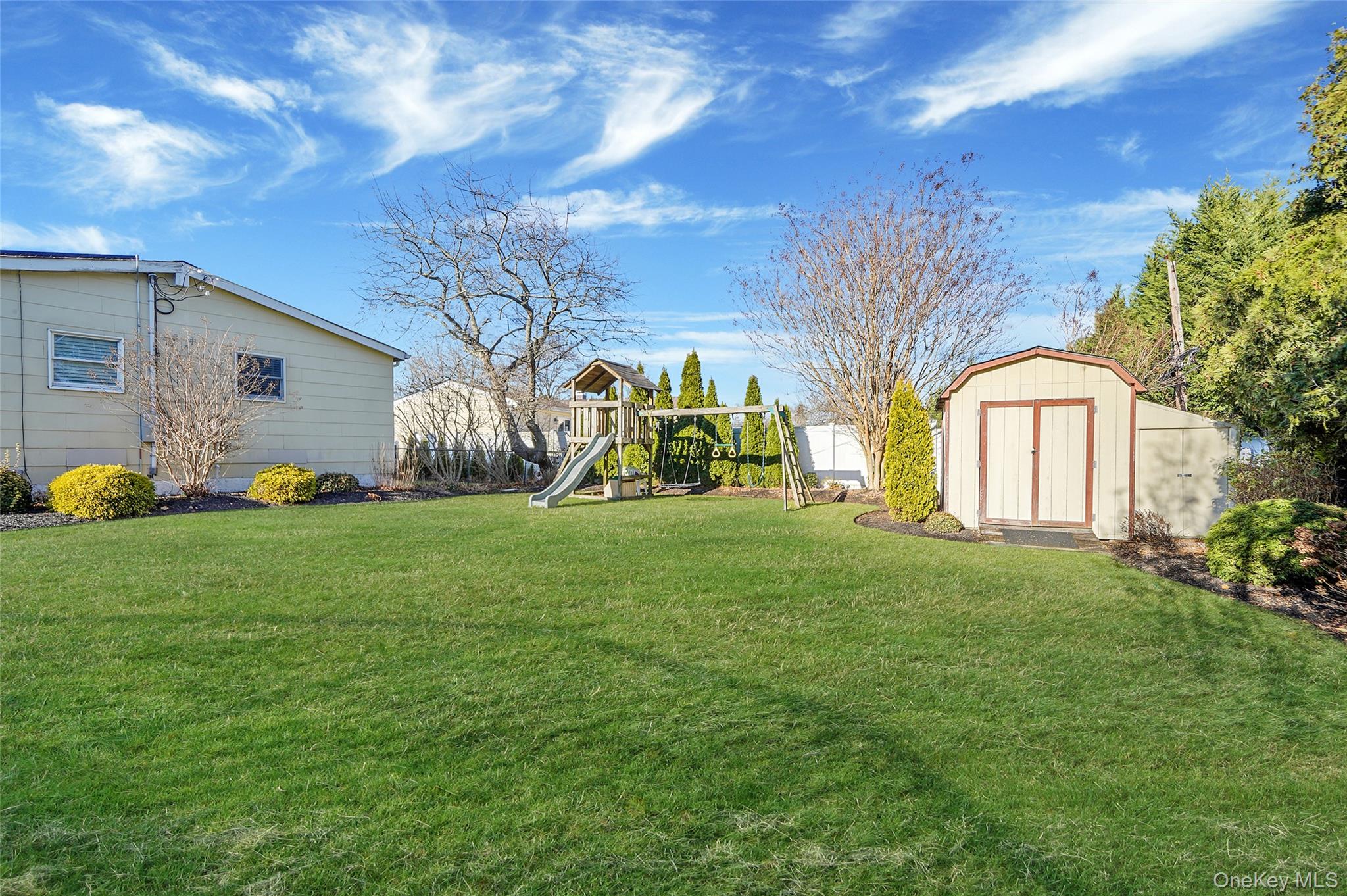 15 Penn Drive Smithtown Smithtown, NY 11787