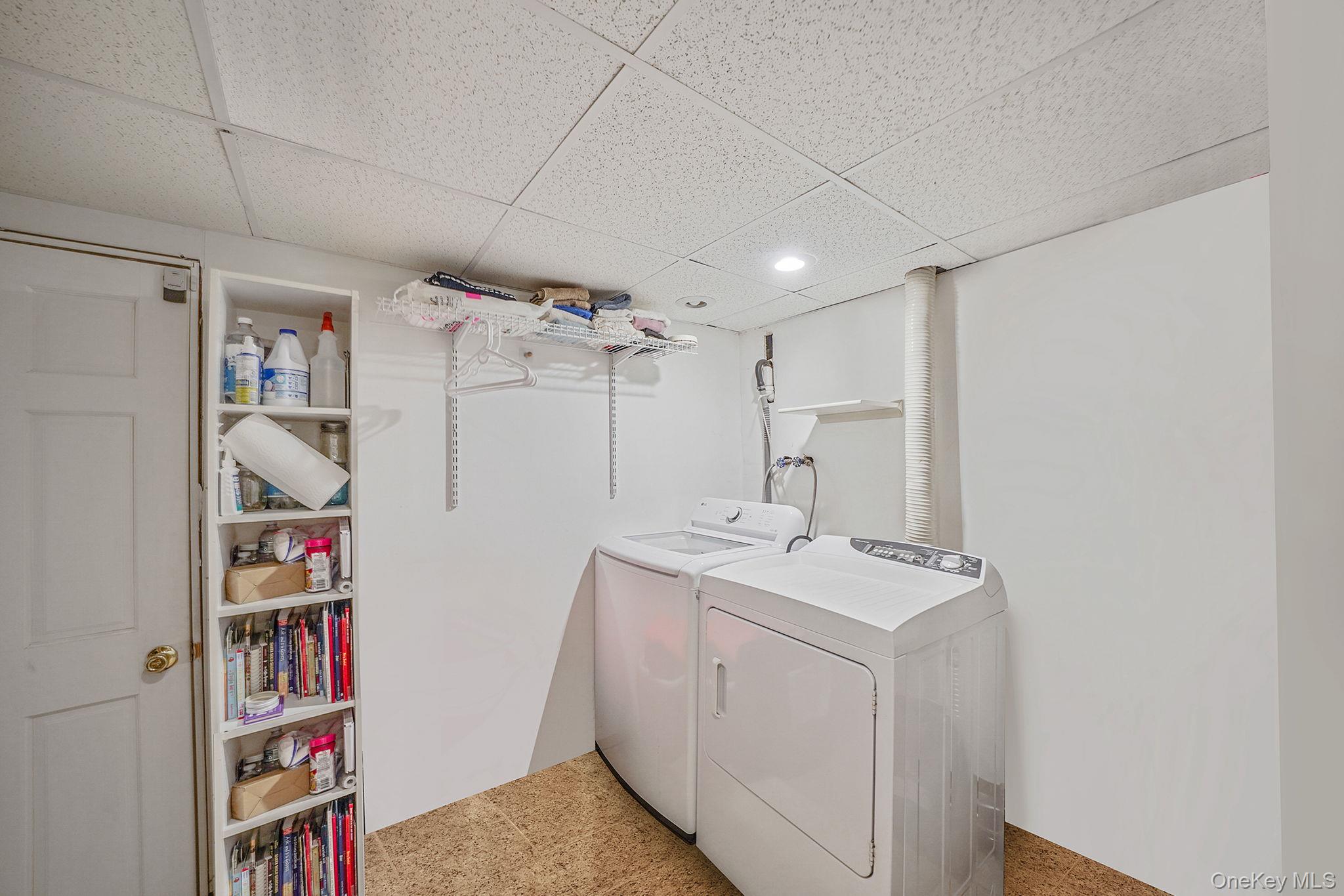 15 Penn Drive Smithtown Smithtown, NY 11787