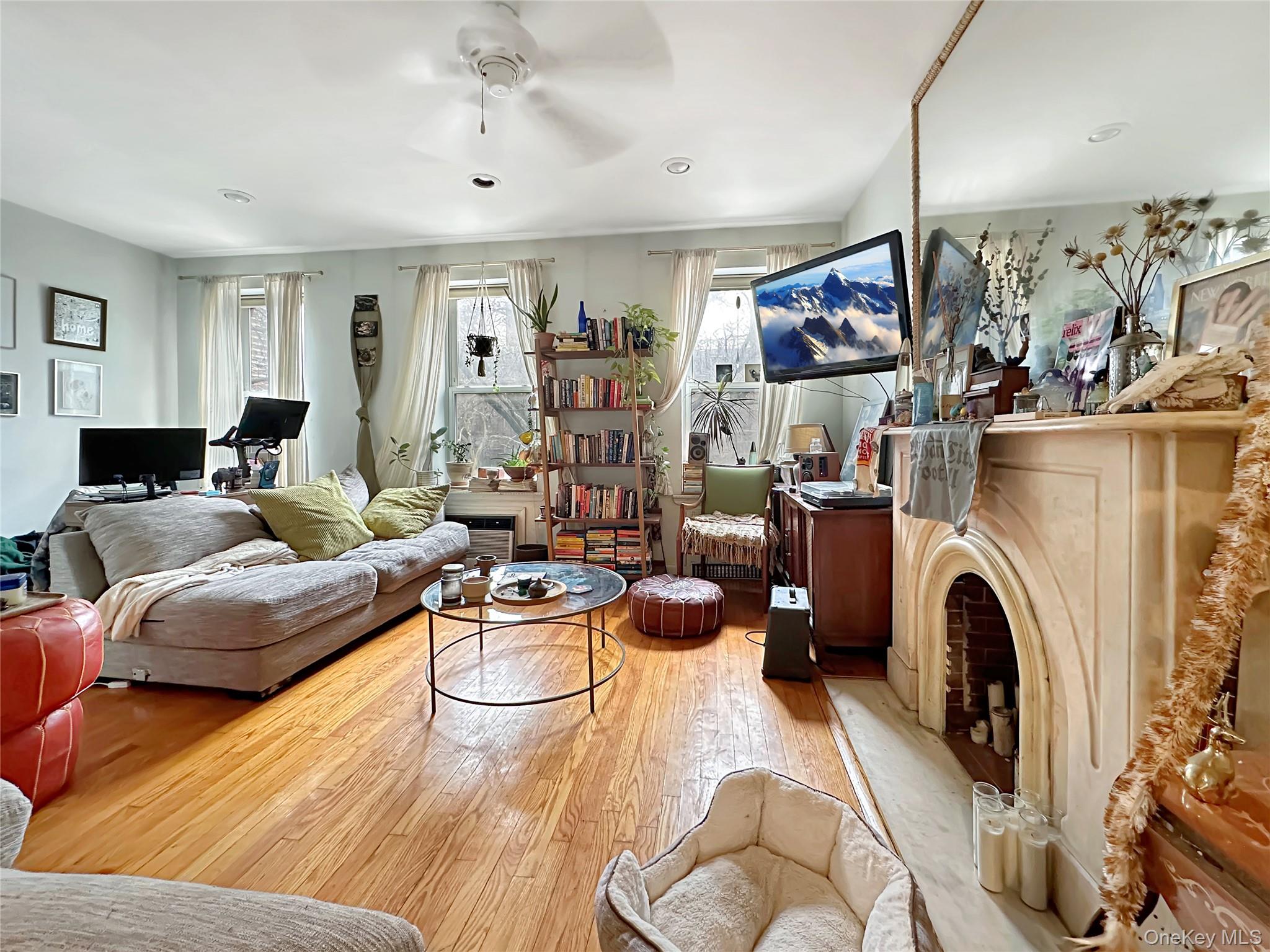 344 East 120th Street New York , NY 10035